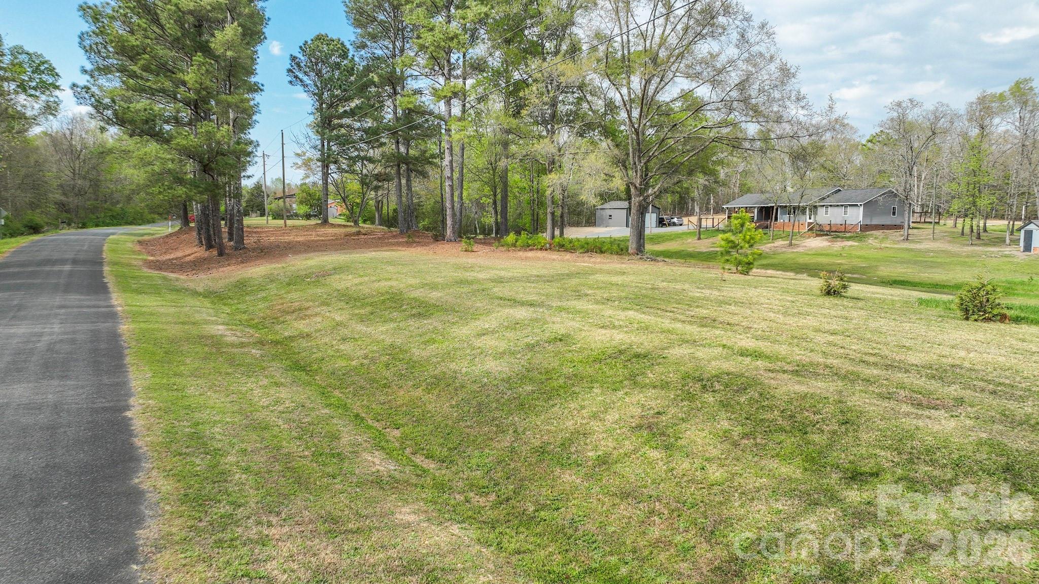 1925 Sojourn Road — Marshville