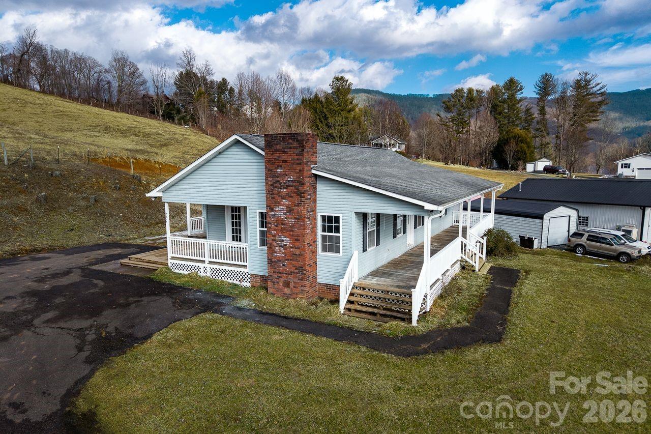 7215 Hwy 421 Highway N — Vilas