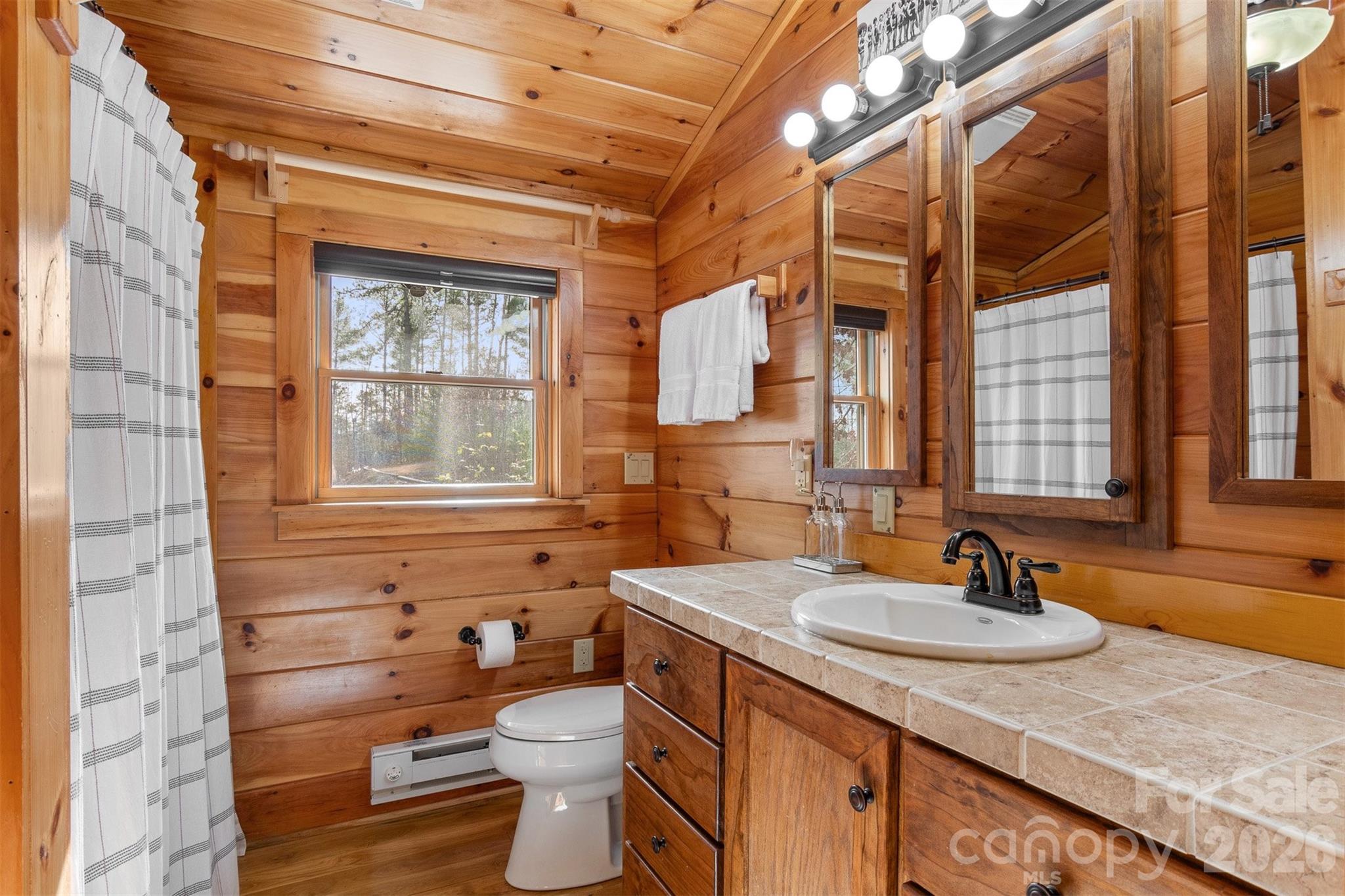 2257 Quiet Creek Lane — Lenoir