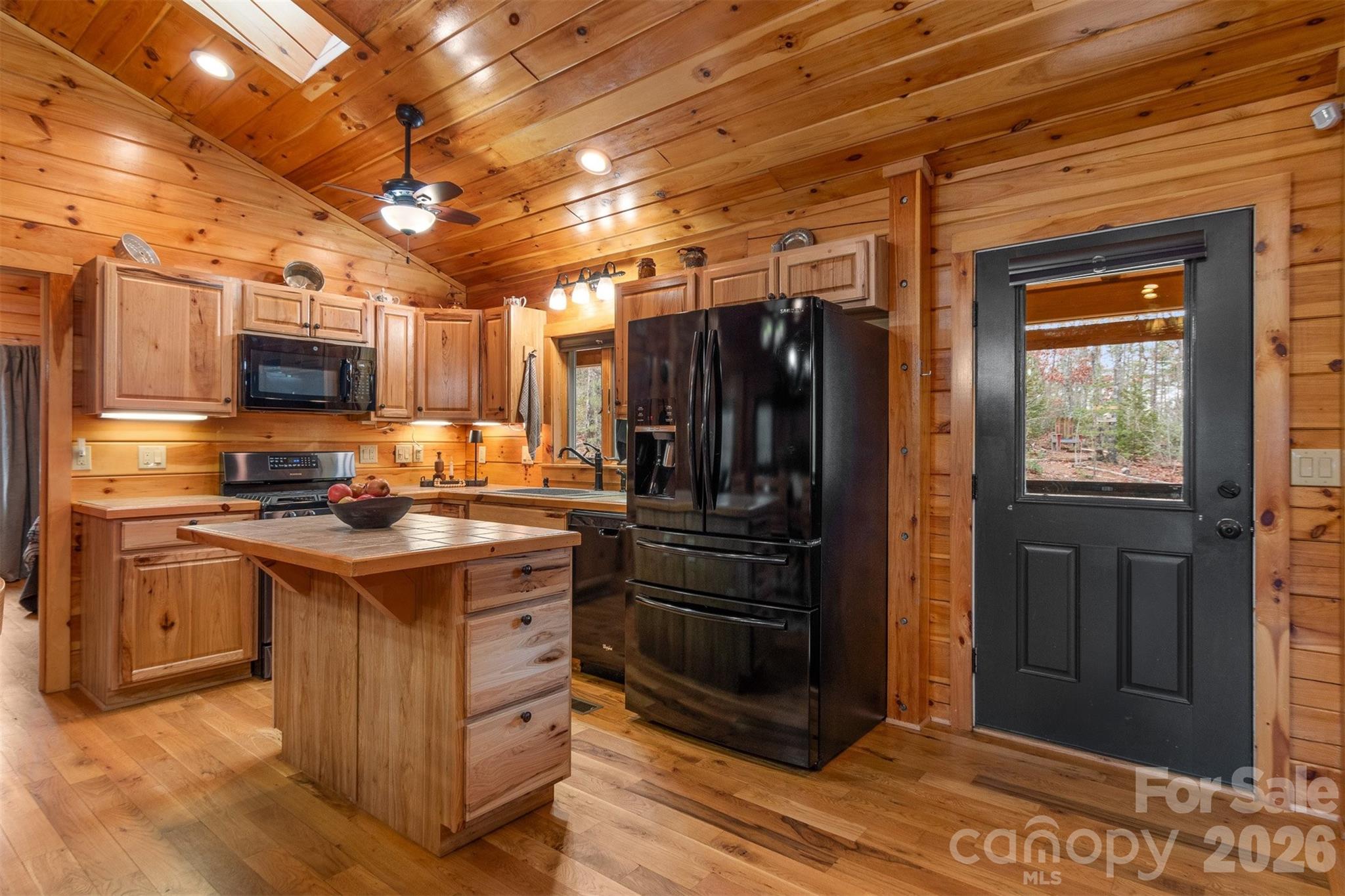 2257 Quiet Creek Lane — Lenoir
