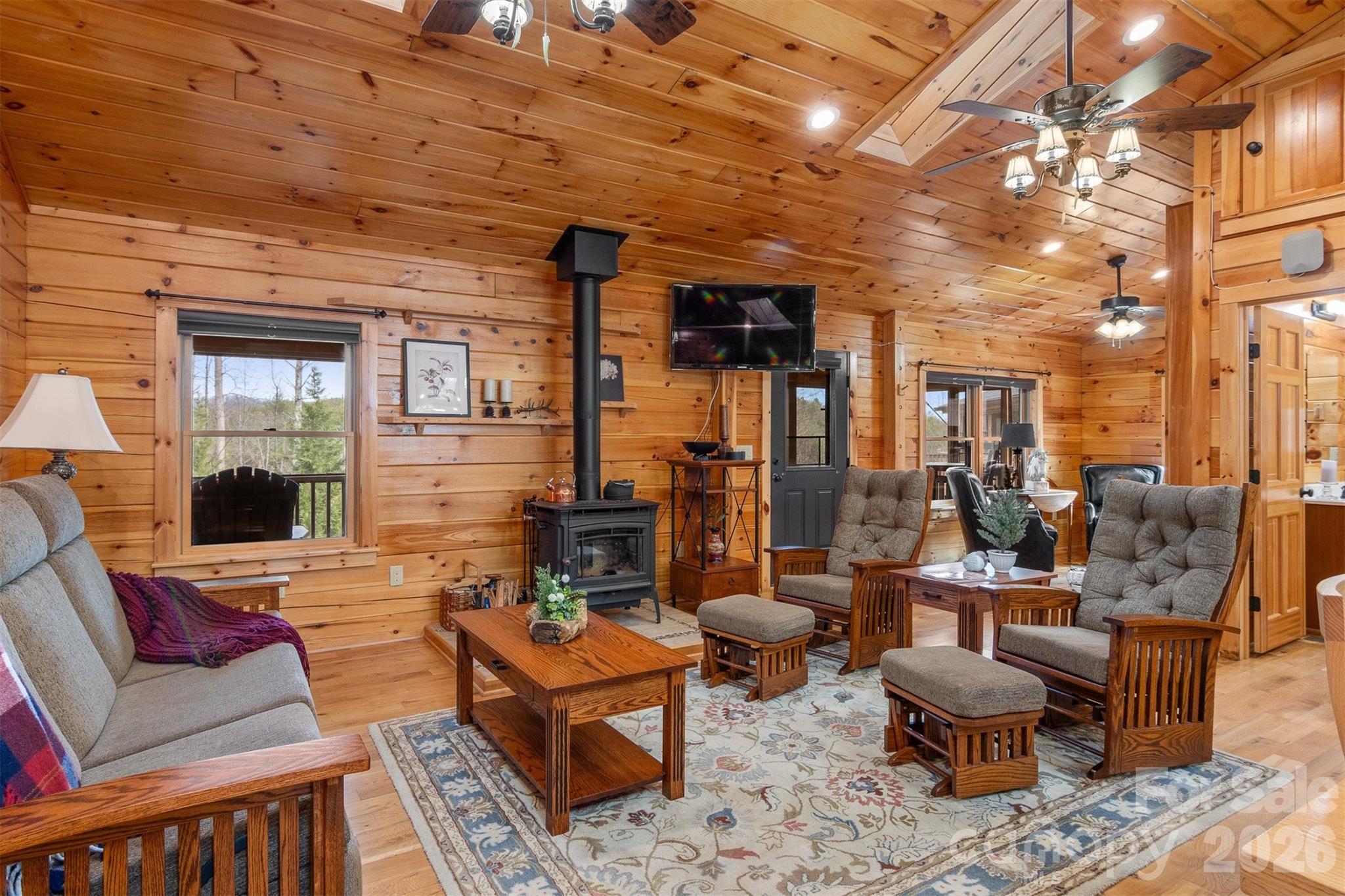 2257 Quiet Creek Lane — Lenoir