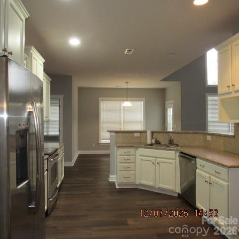 8520 Dargan Lane — Waxhaw