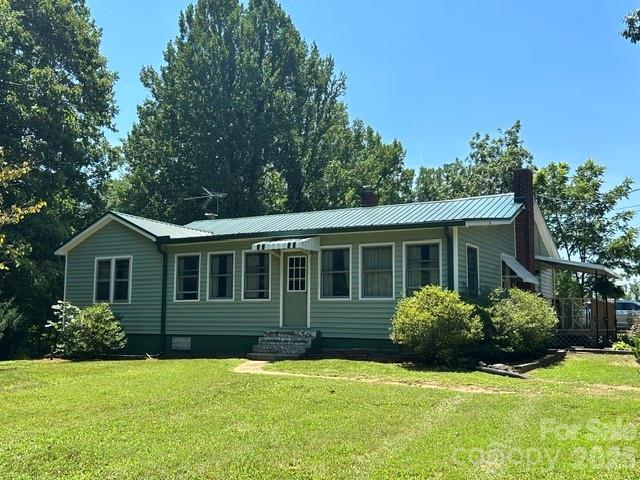 1174 Stacy Hill Road — Marion