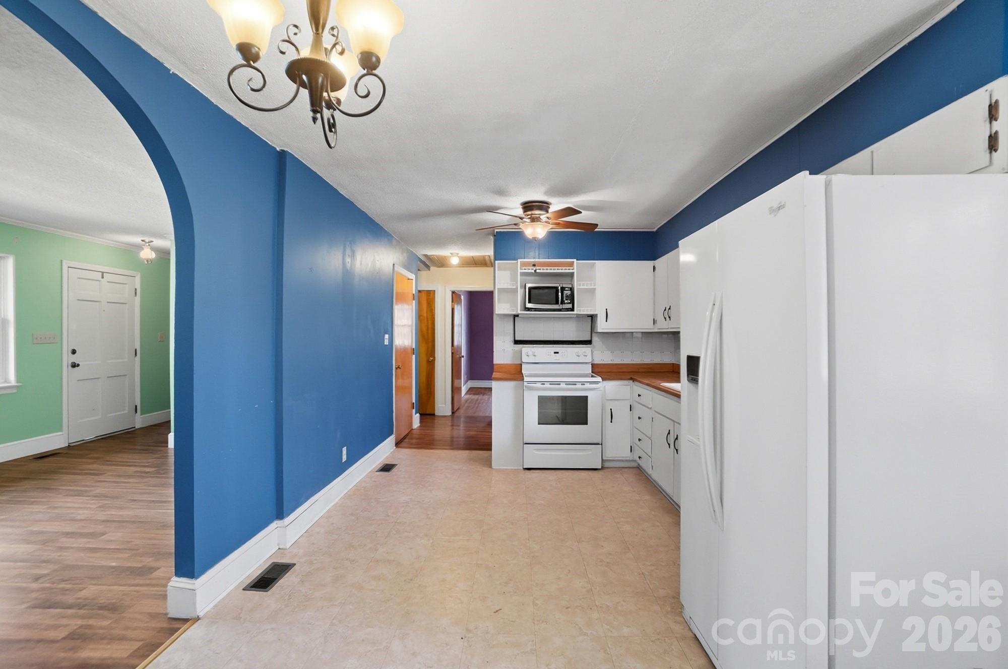 10608 Glenmac Road — Charlotte