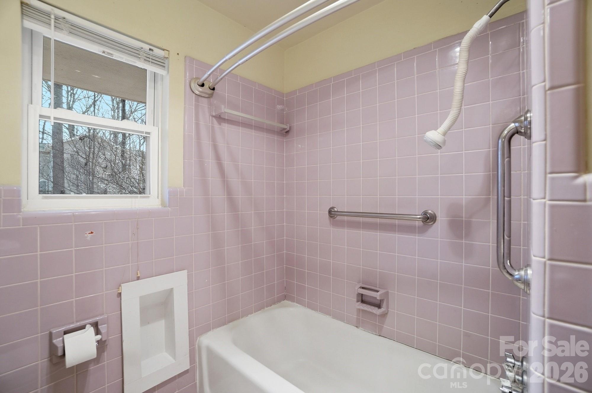 10608 Glenmac Road — Charlotte