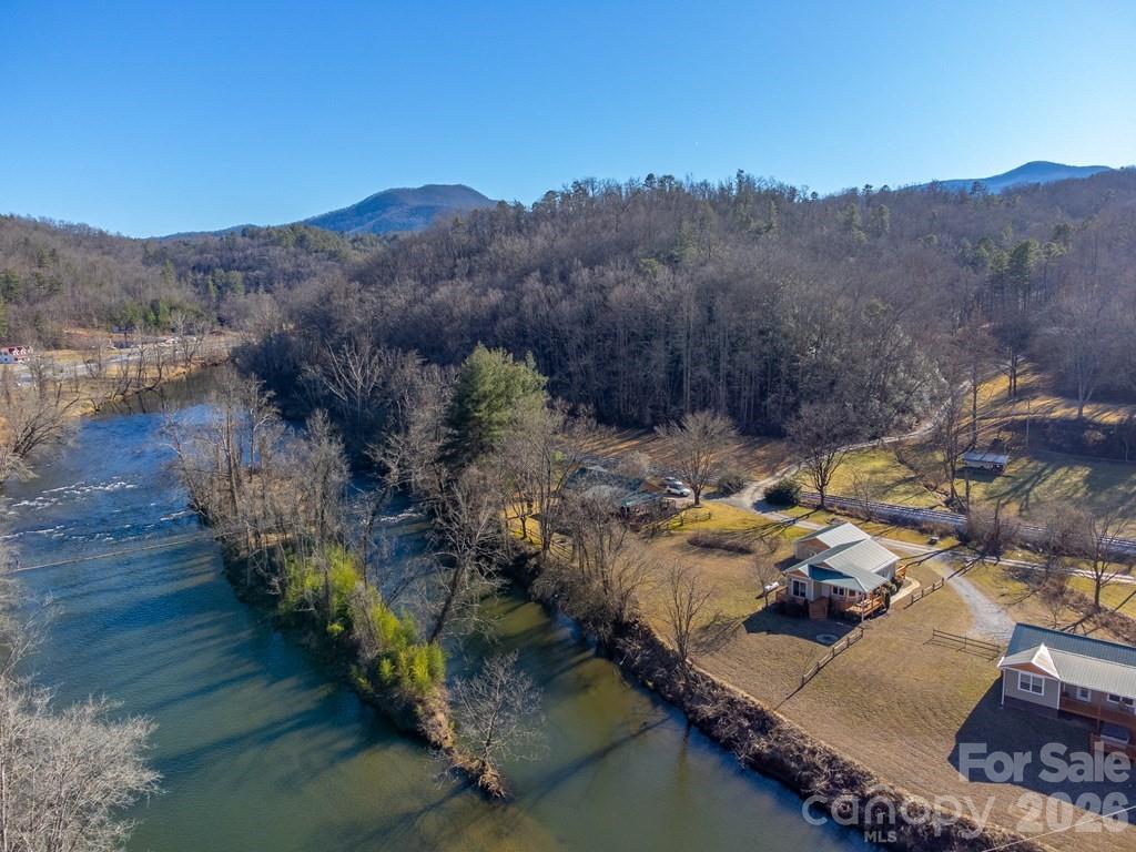 990 Hornet Drive — Whittier