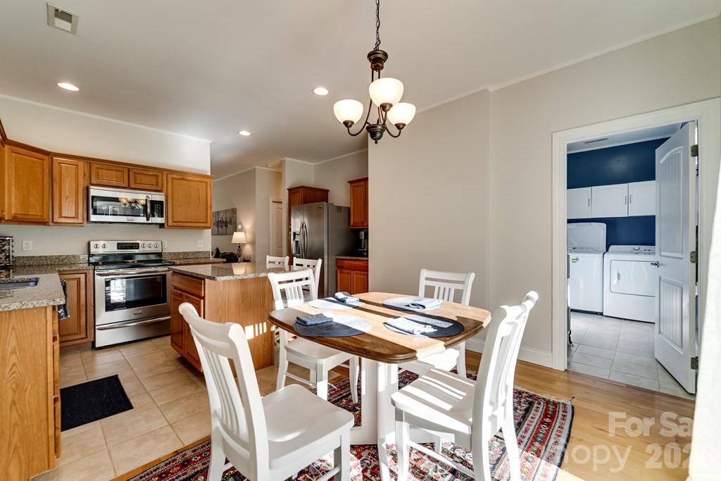 990 Hornet Drive — Whittier