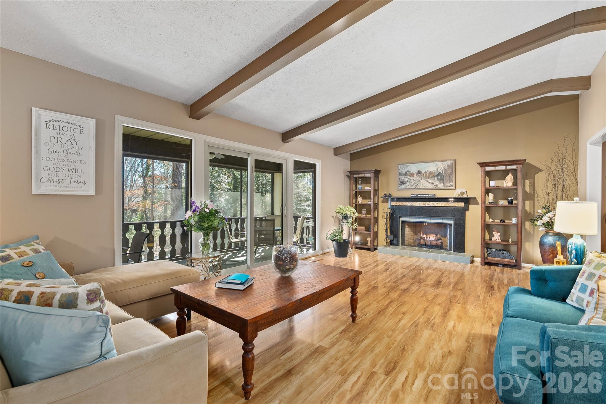 3017 Chestnut Tree Road — Hendersonville