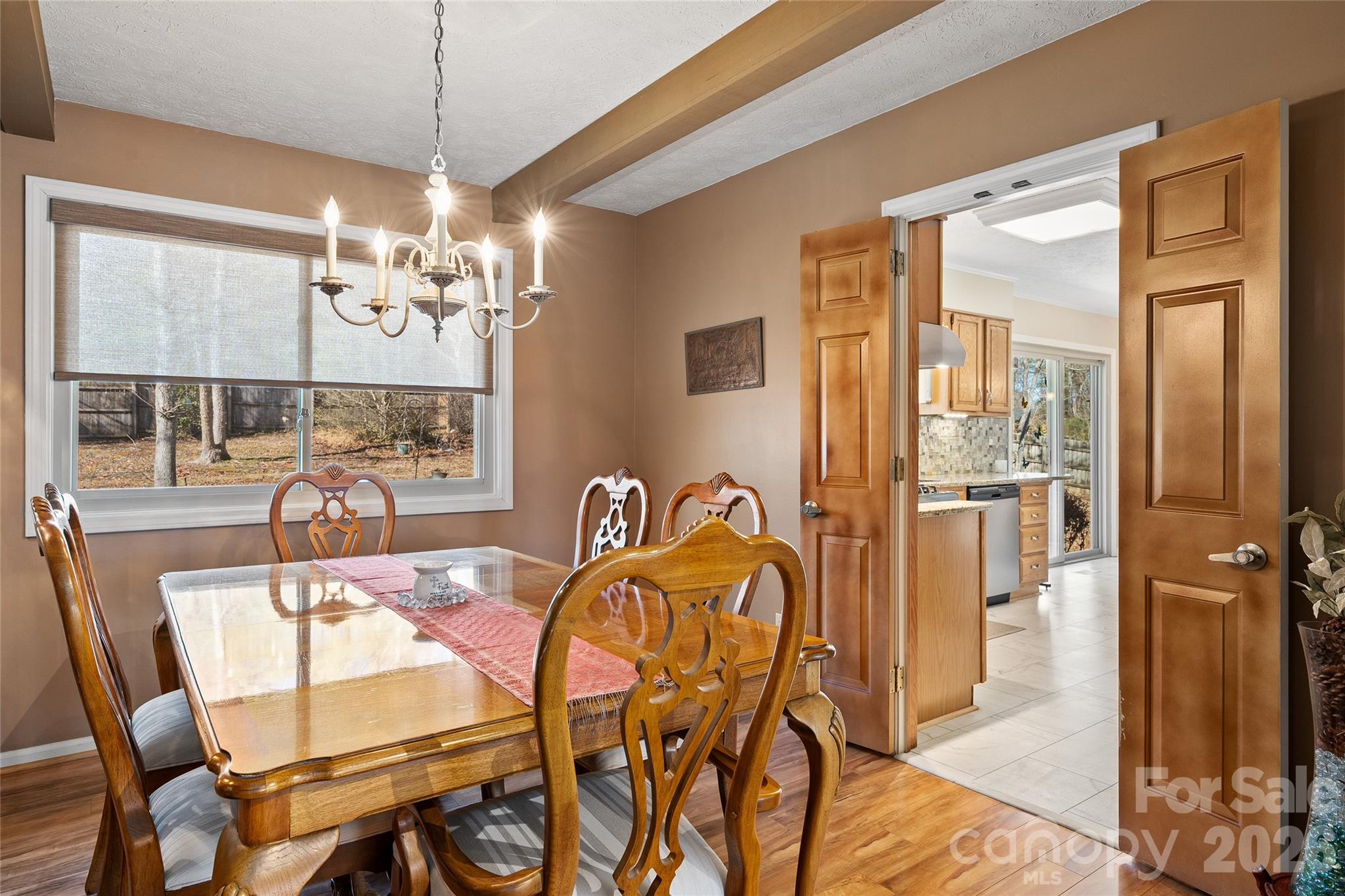 3017 Chestnut Tree Road — Hendersonville