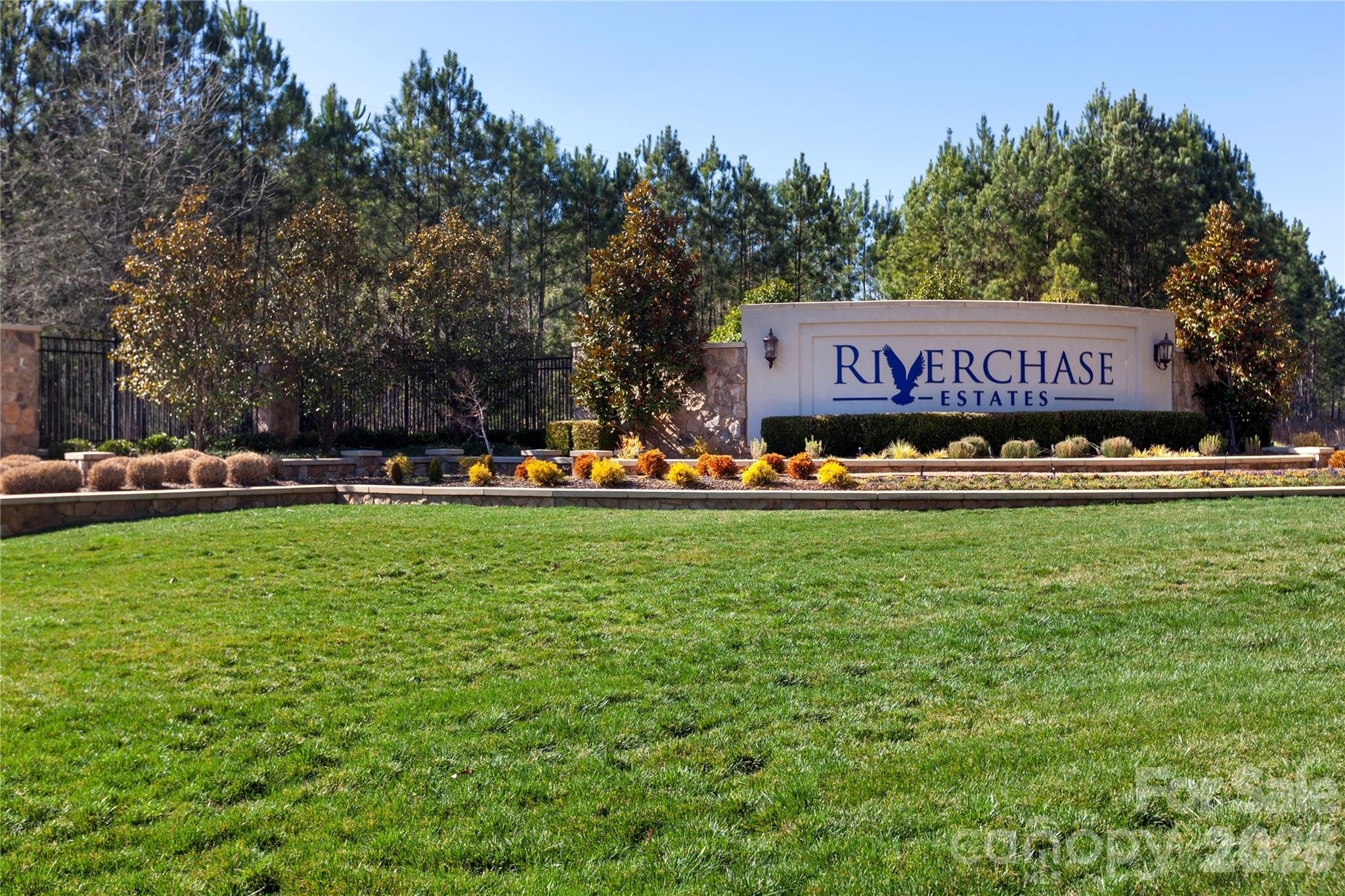 8031 Gulf Creek Road — Lancaster