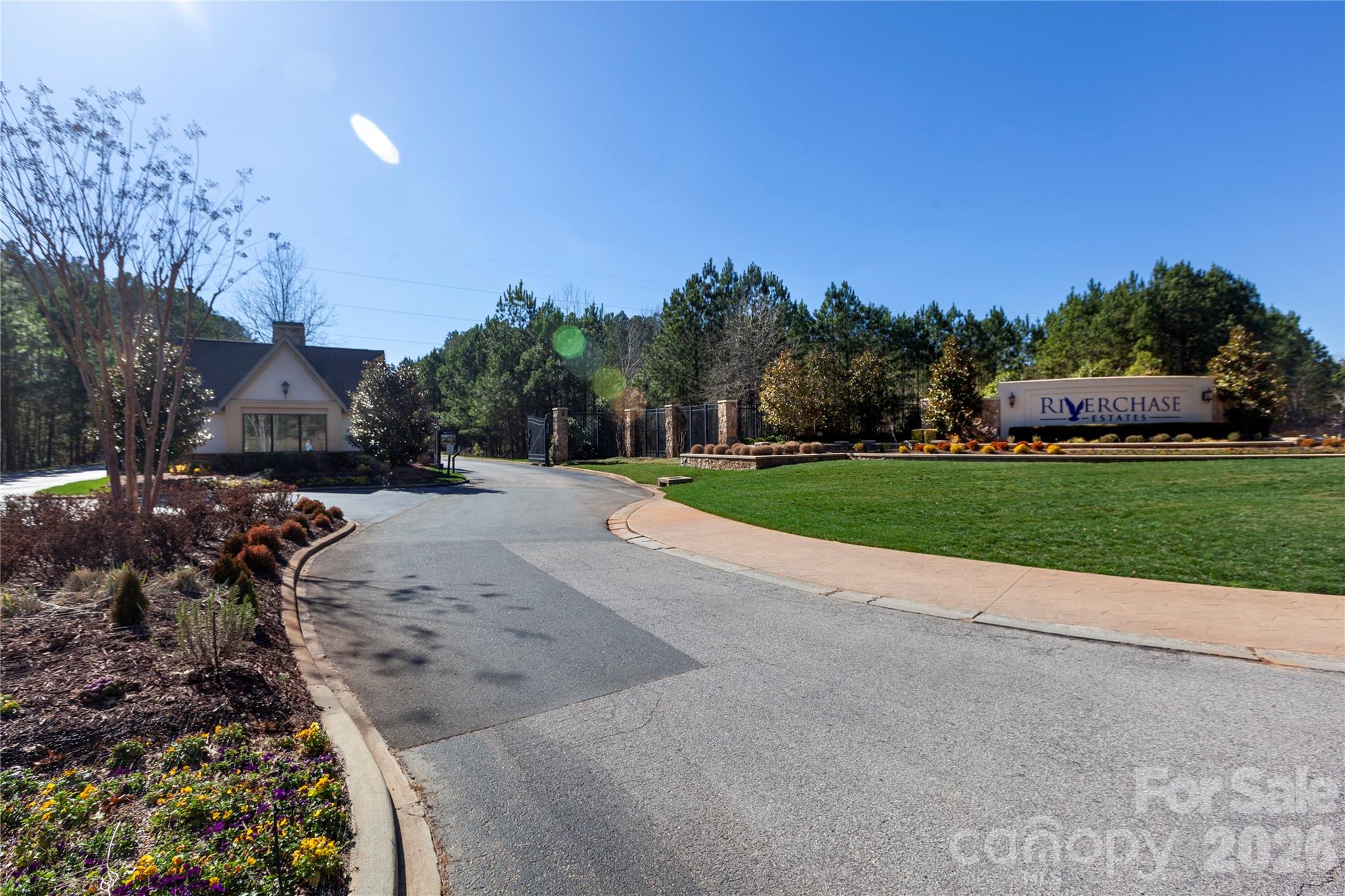 8031 Gulf Creek Road — Lancaster