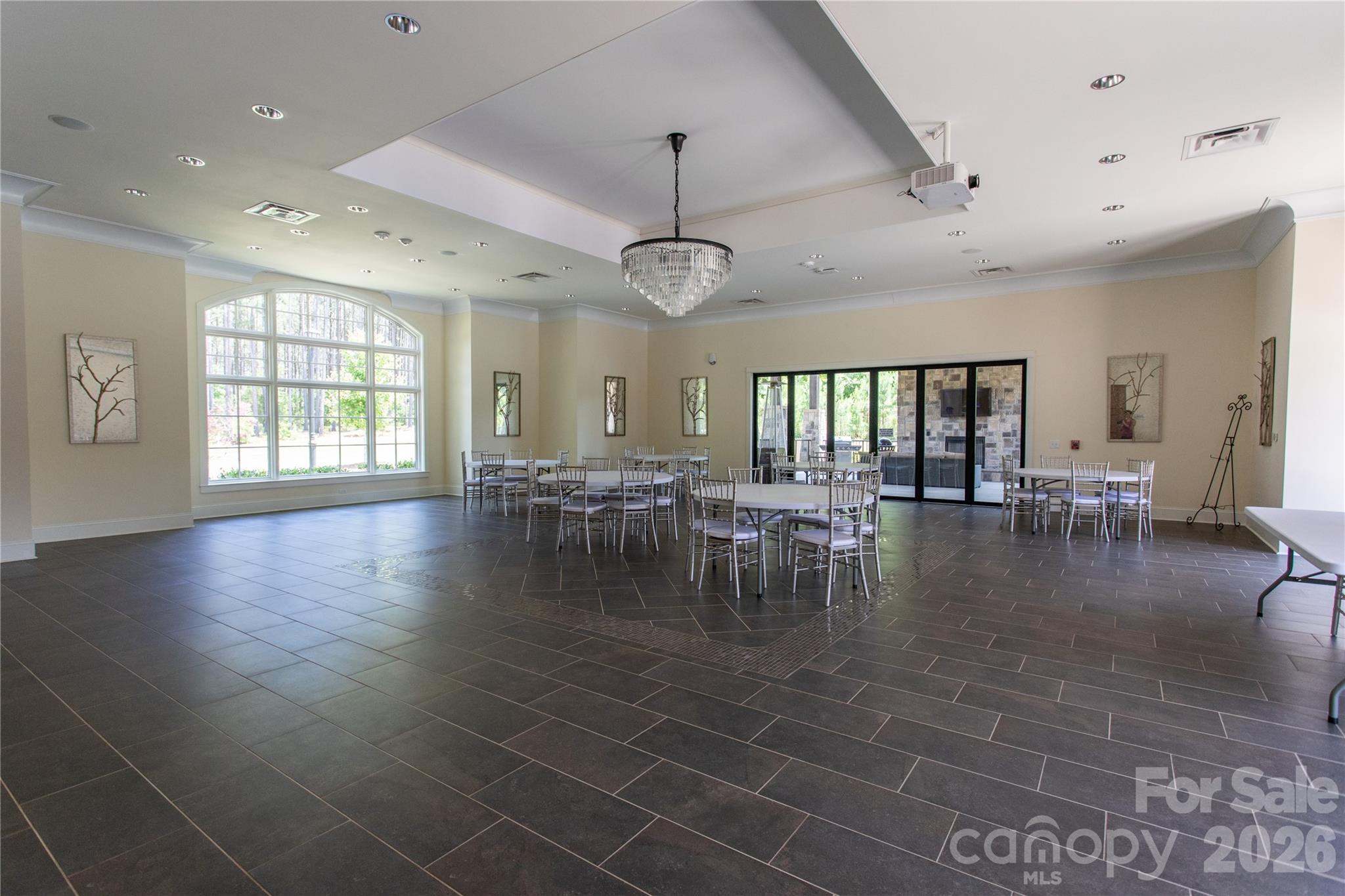 8031 Gulf Creek Road — Lancaster