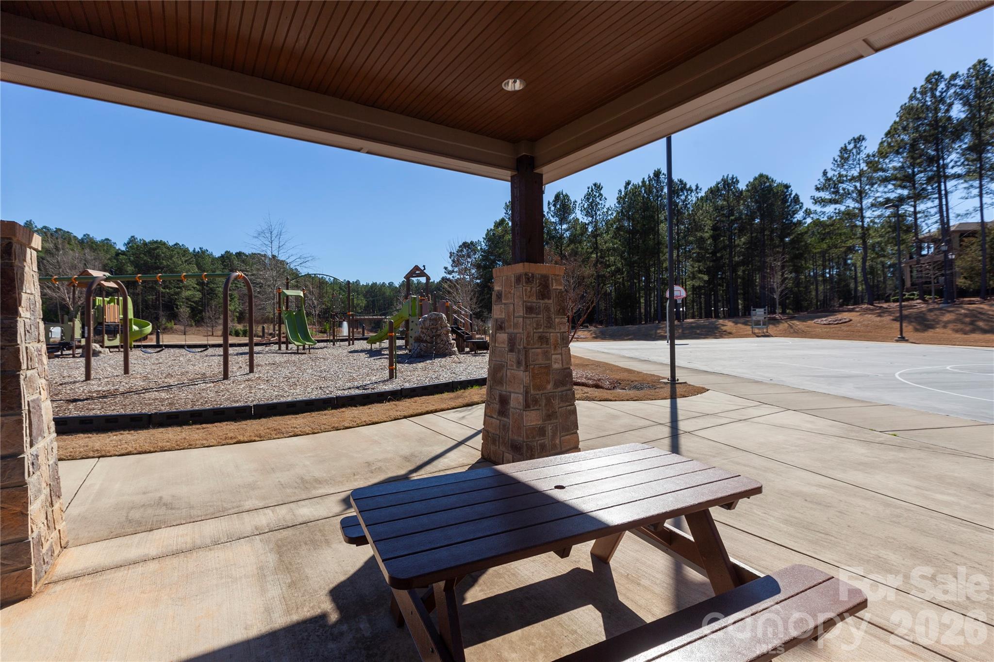 8031 Gulf Creek Road — Lancaster