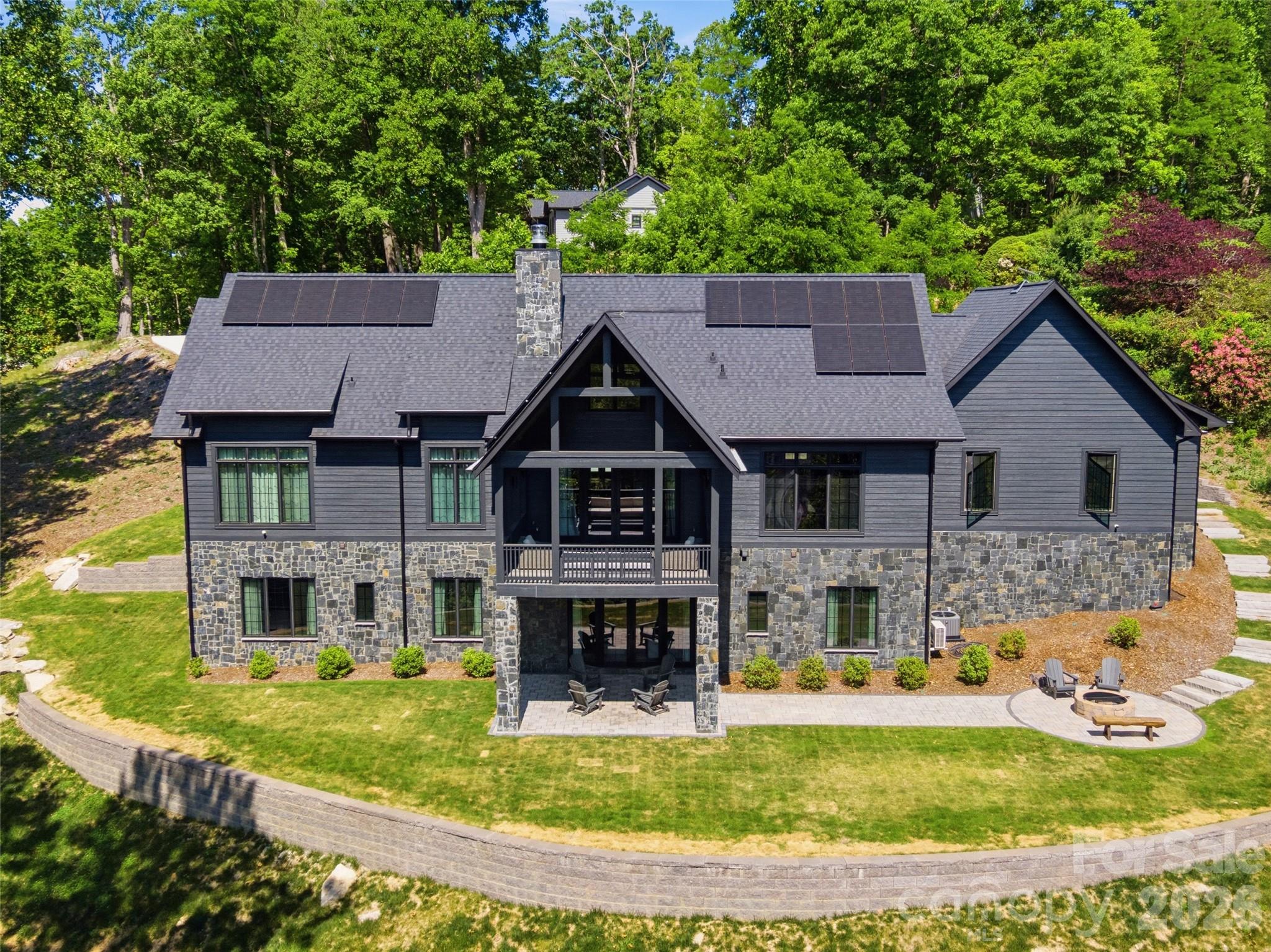 241 Tower Circle — Laurel Park