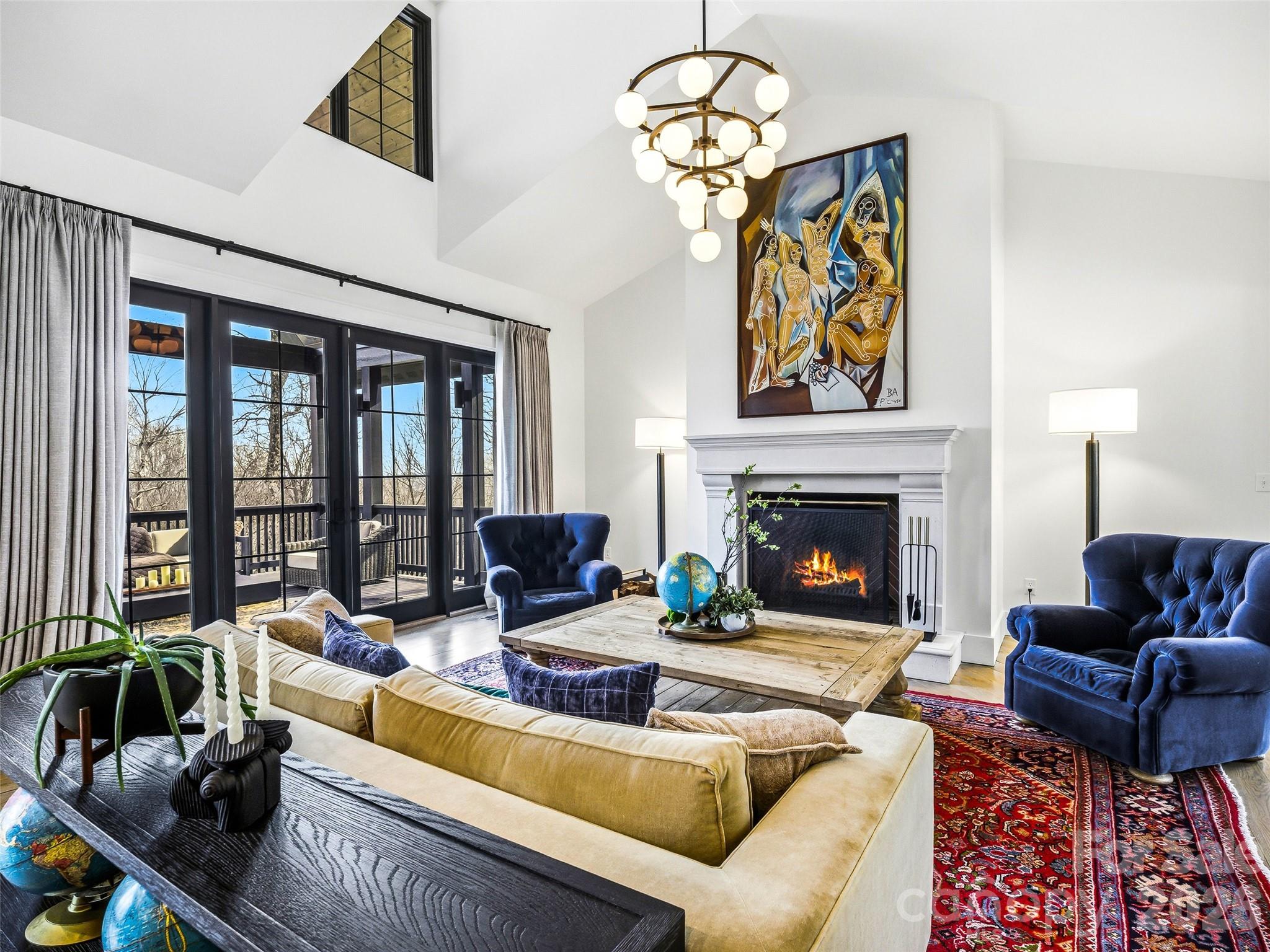 241 Tower Circle — Laurel Park