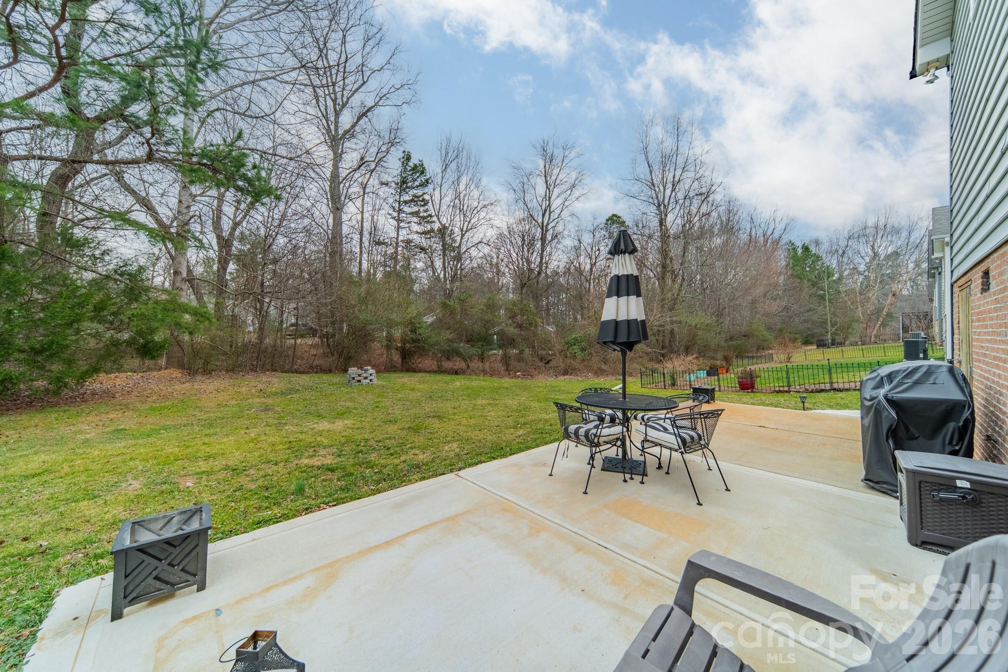 117 Battery Drive — Locust