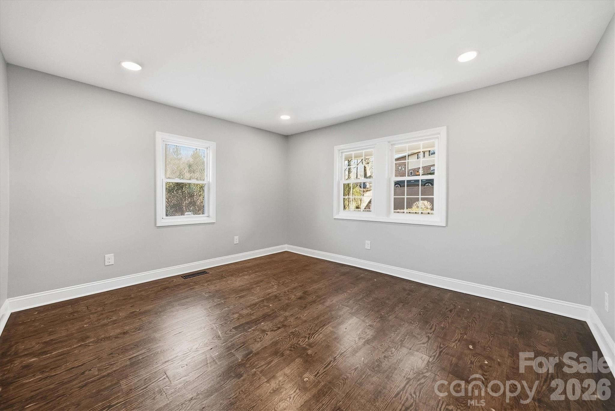 330 Harrington Street NW — Lenoir
