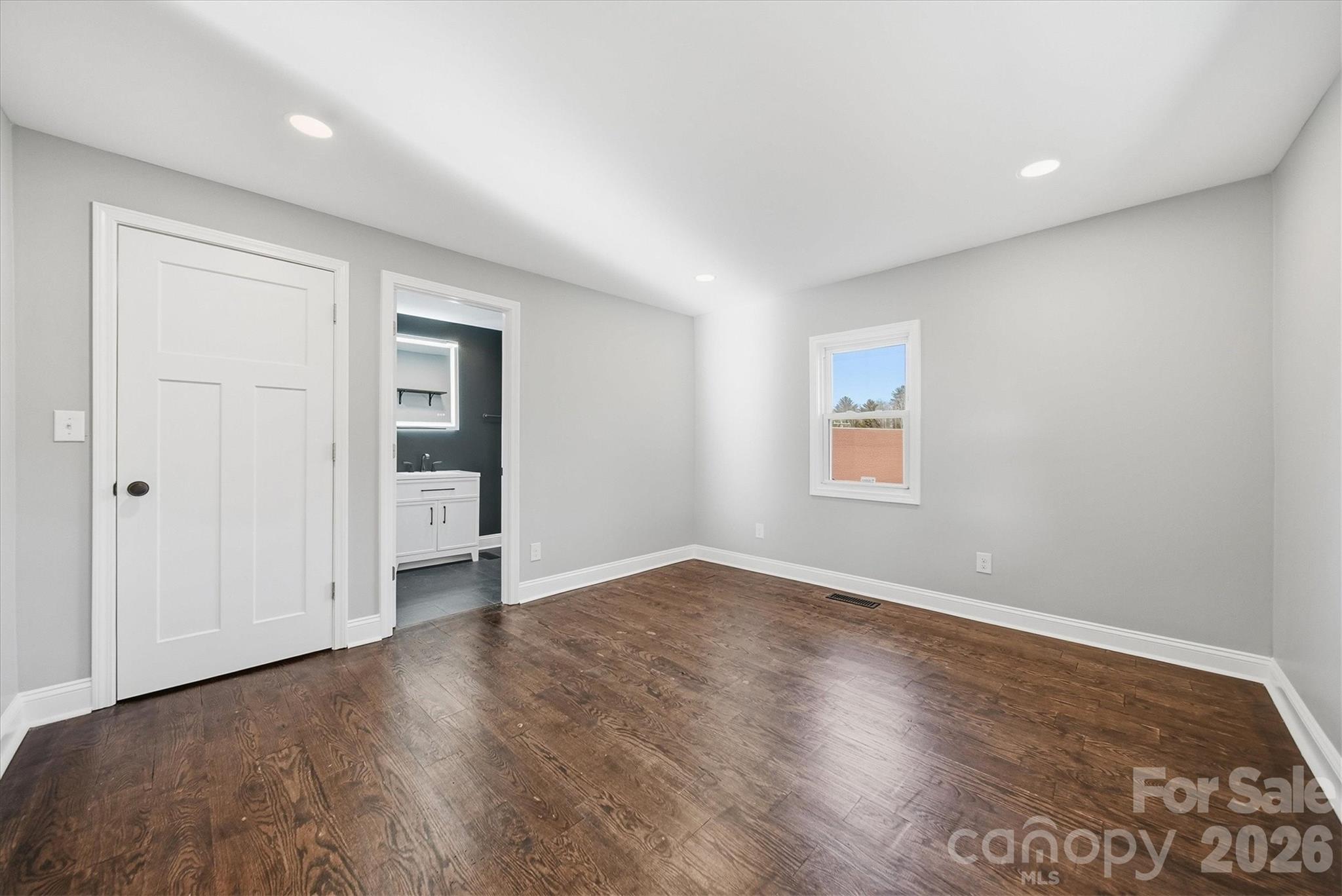 330 Harrington Street NW — Lenoir