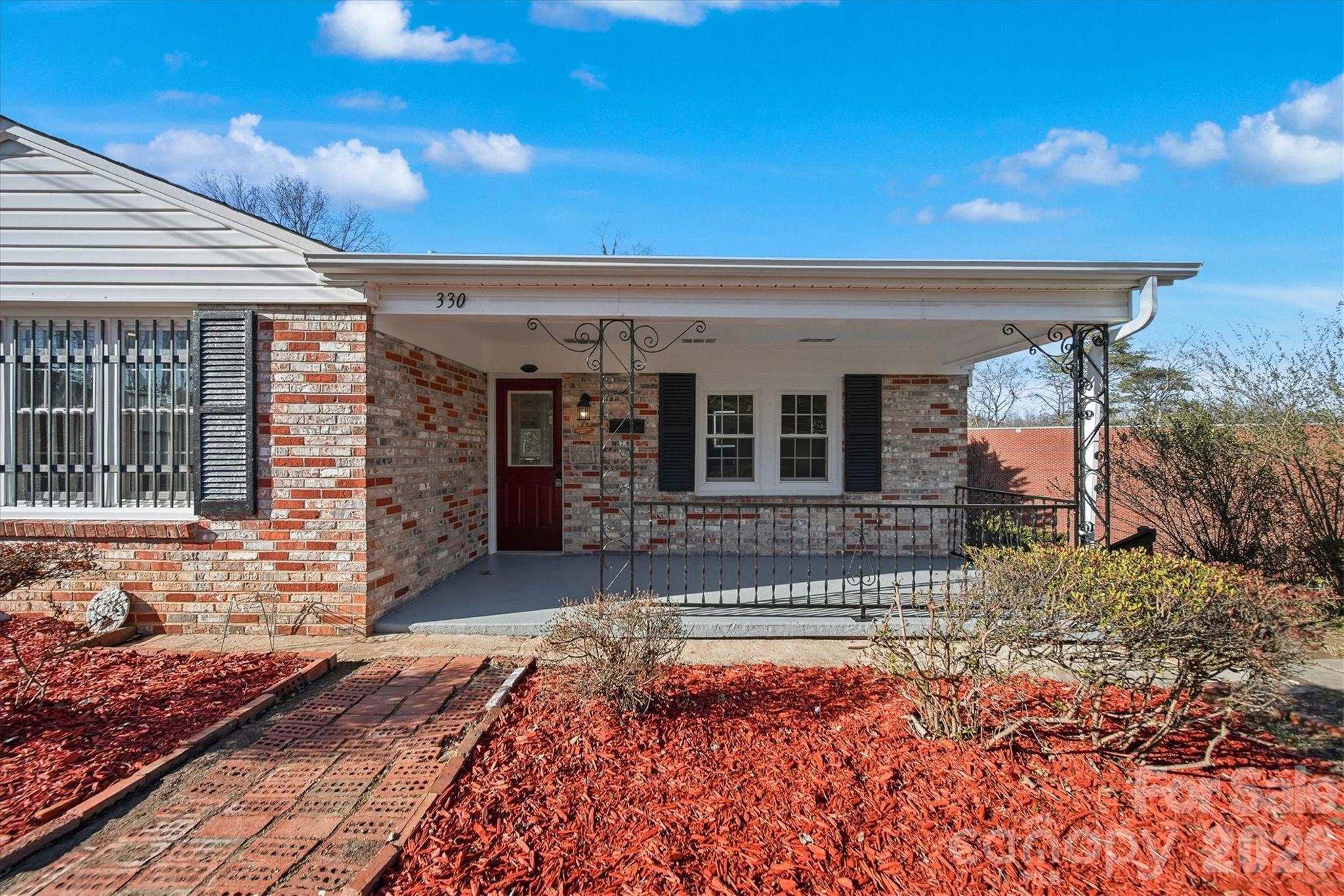 330 Harrington Street NW — Lenoir