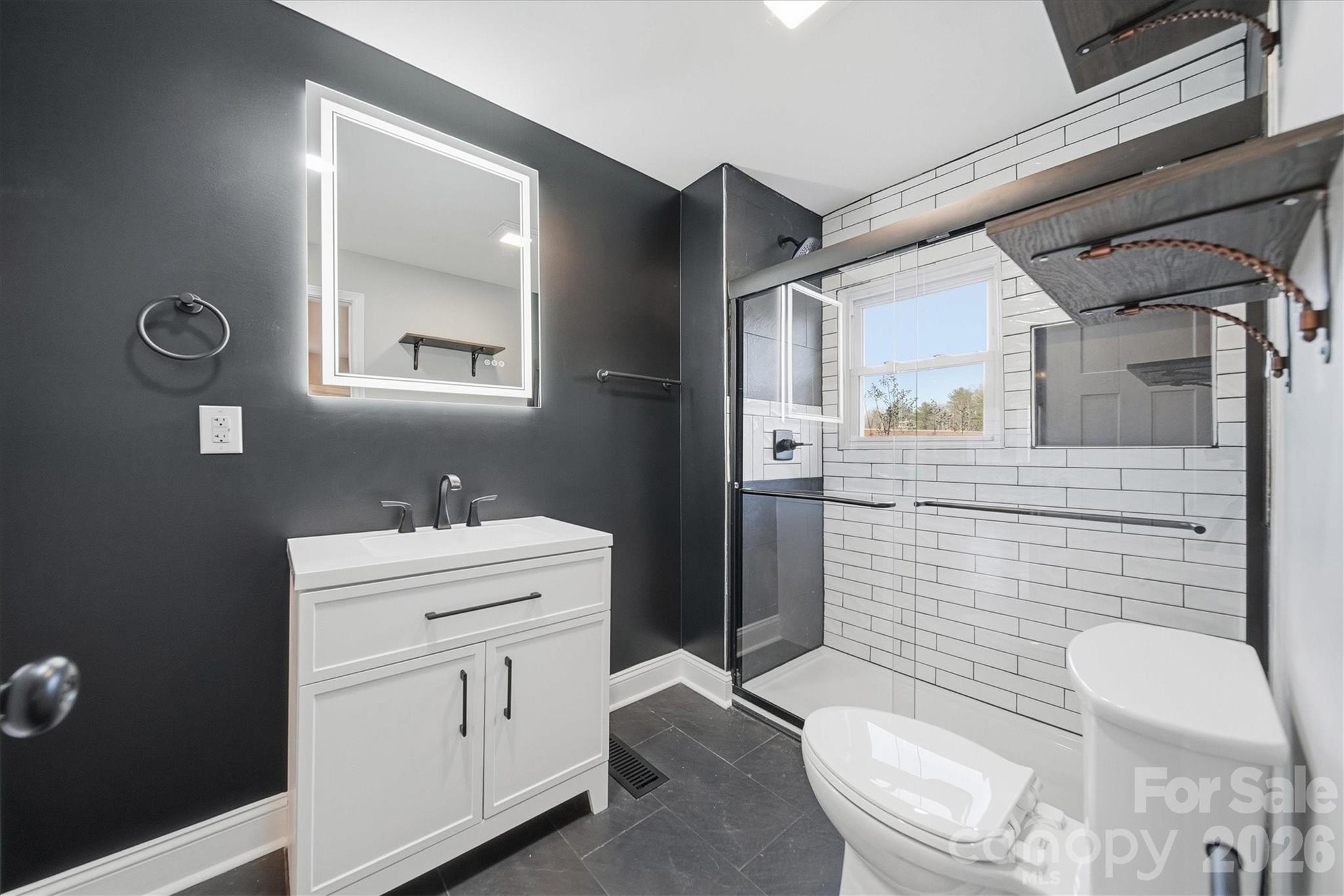 330 Harrington Street NW — Lenoir