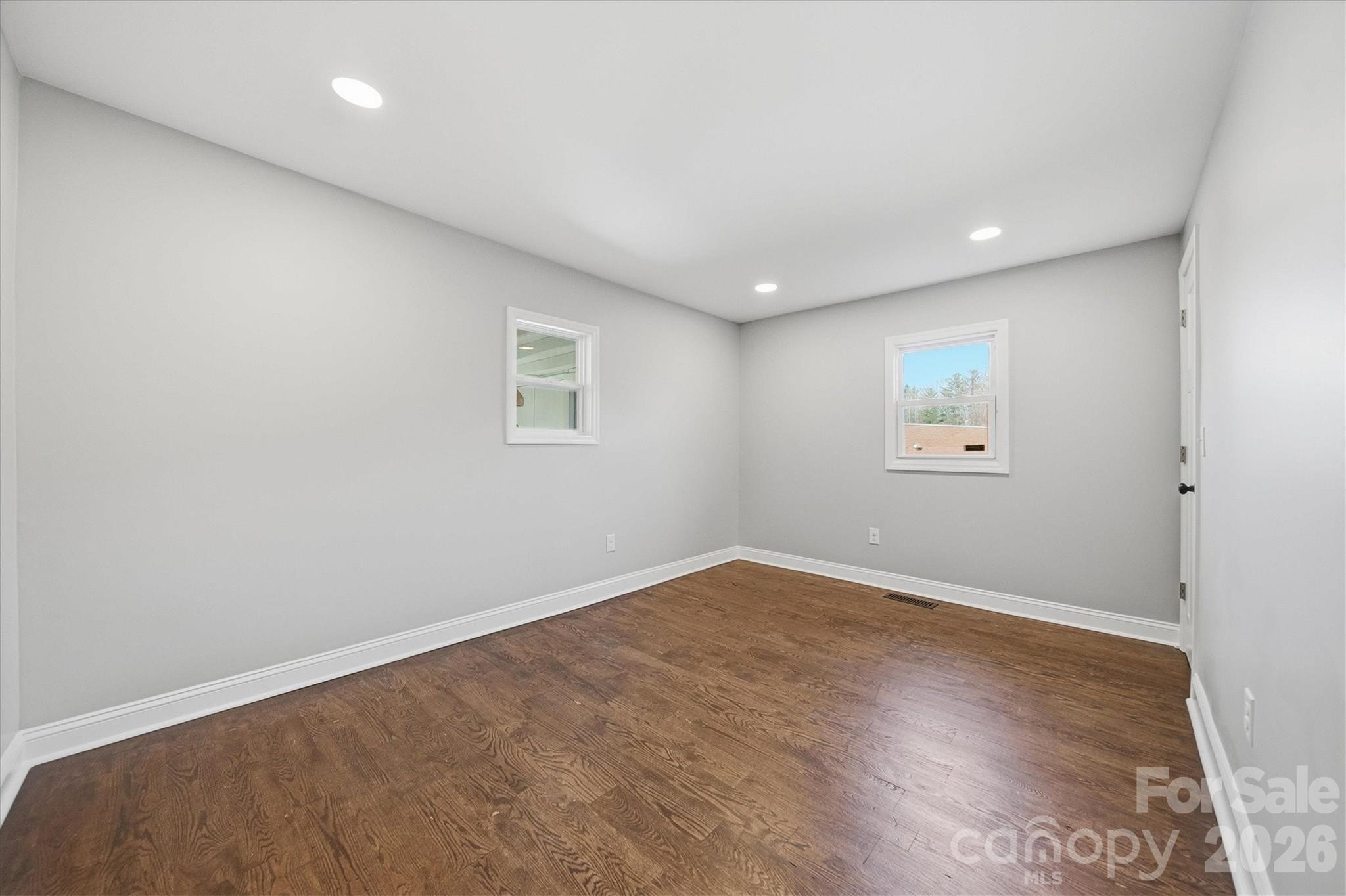 330 Harrington Street NW — Lenoir
