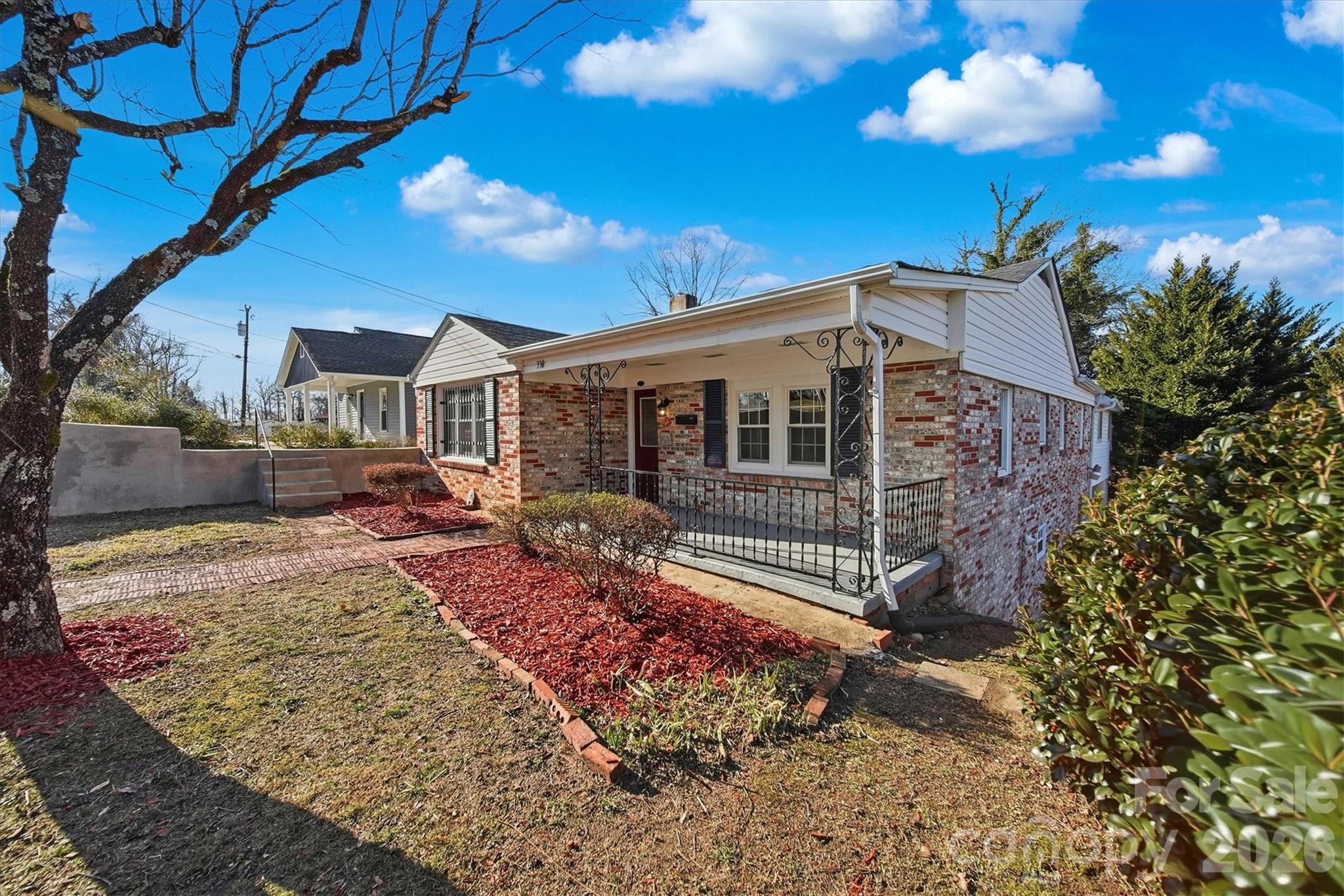 330 Harrington Street NW — Lenoir