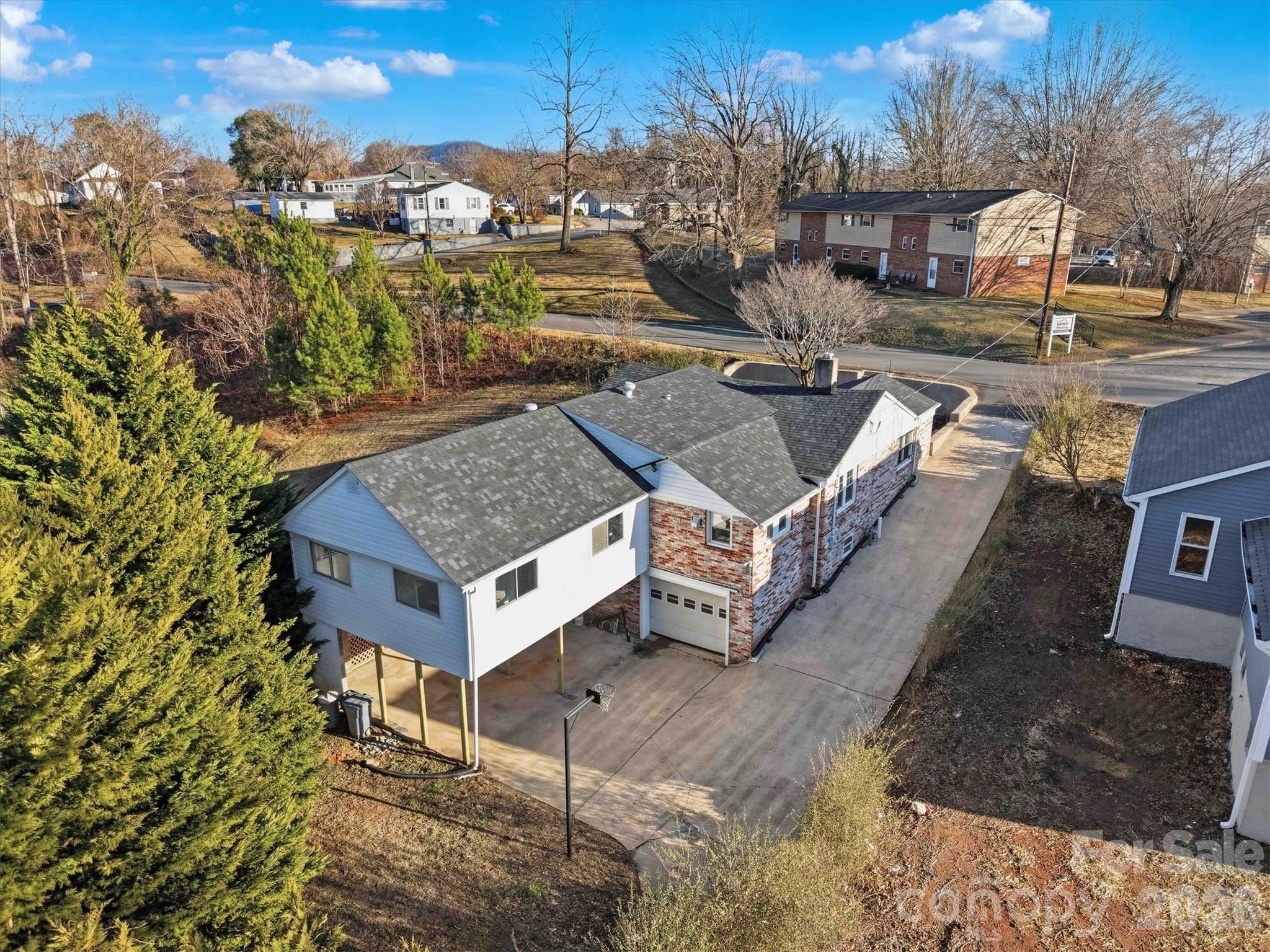 330 Harrington Street NW — Lenoir