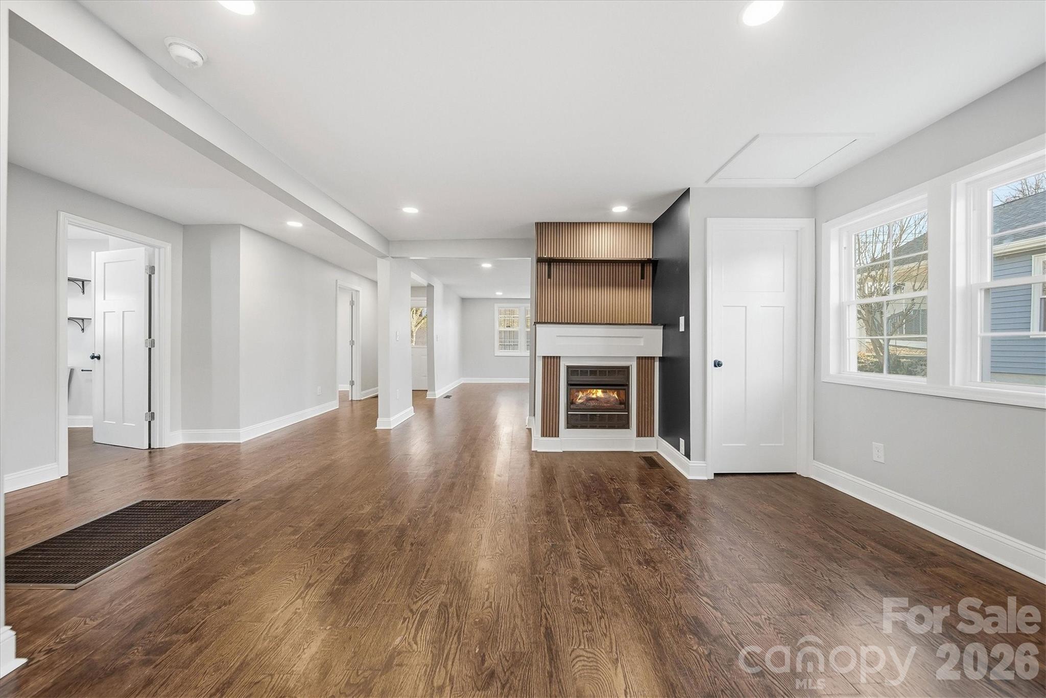 330 Harrington Street NW — Lenoir