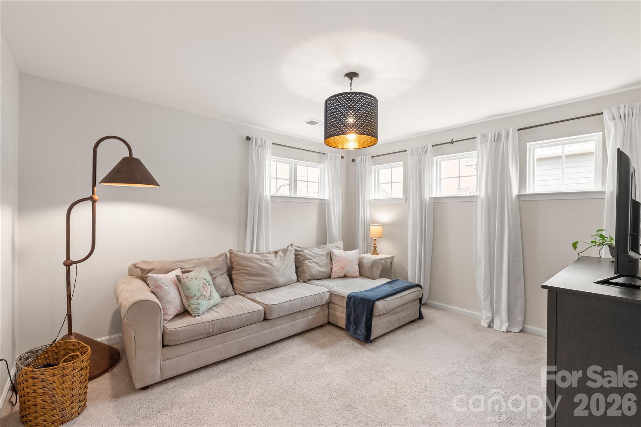 1013 Linn Cove — Waxhaw
