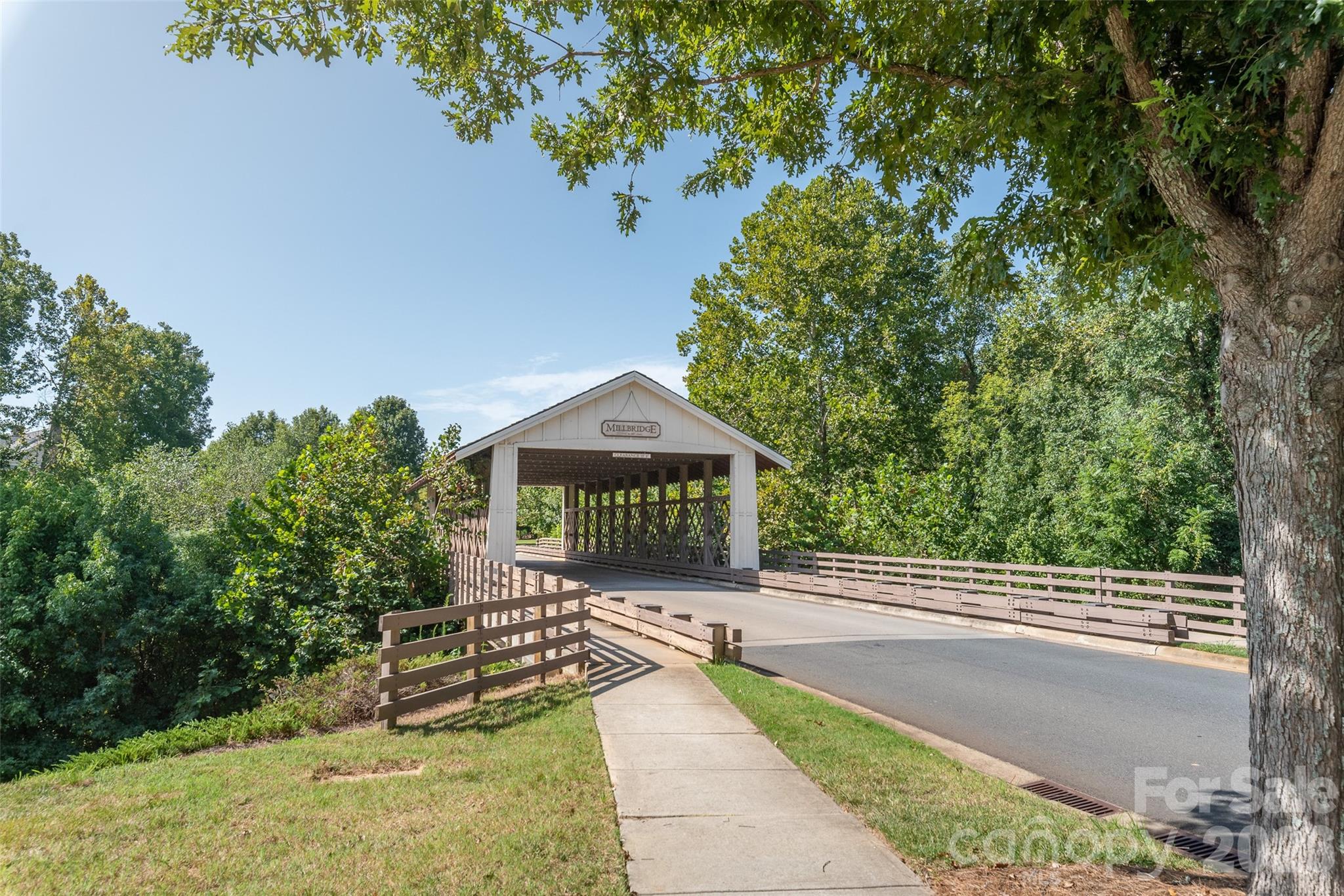 1013 Linn Cove — Waxhaw
