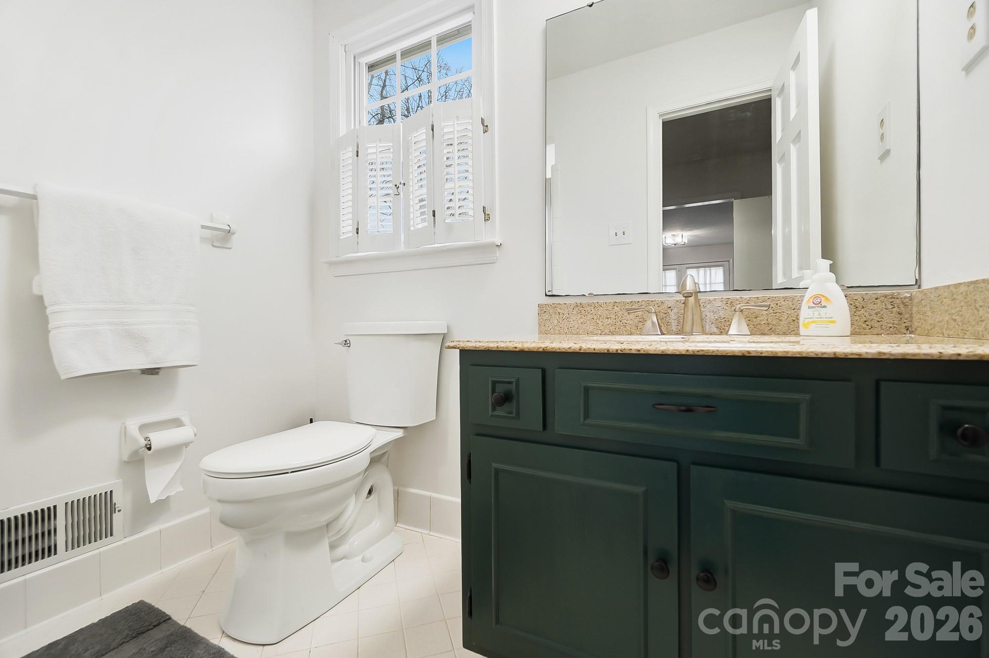 5637 Lebanon Road — Mint Hill
