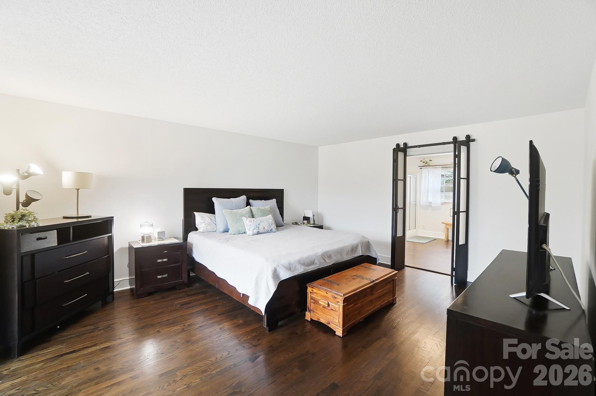 5637 Lebanon Road — Mint Hill