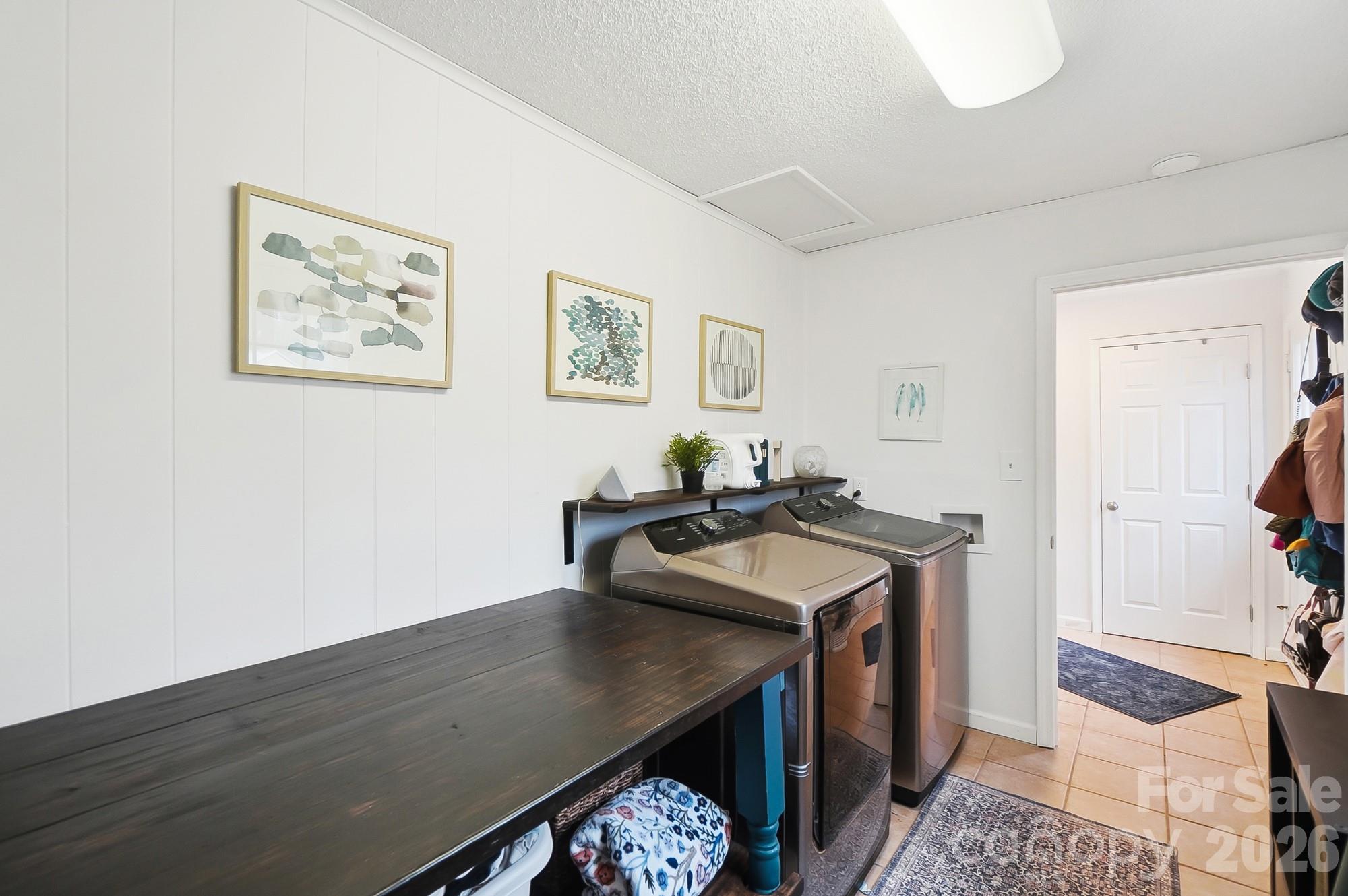 5637 Lebanon Road — Mint Hill