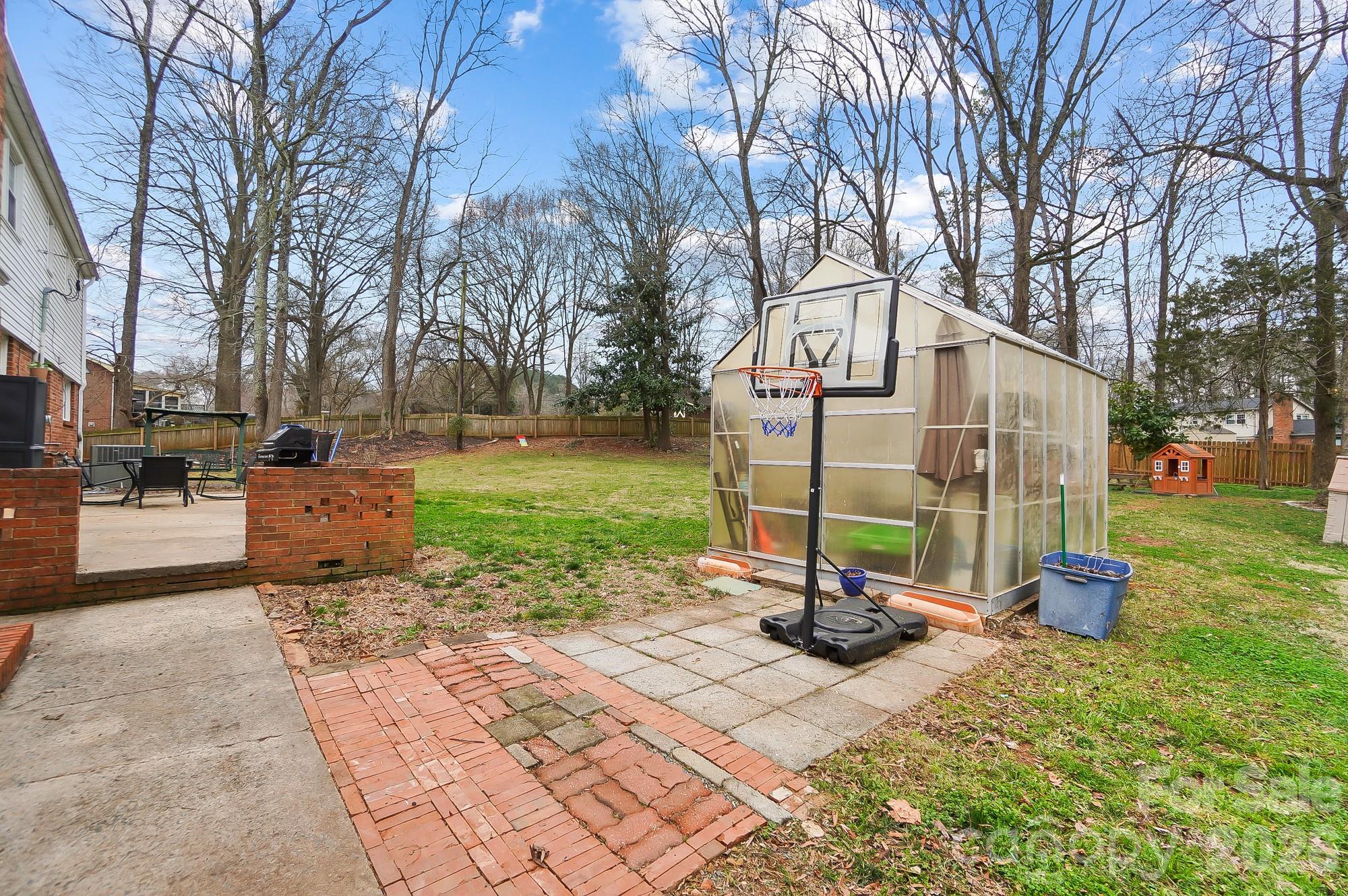 5637 Lebanon Road — Mint Hill