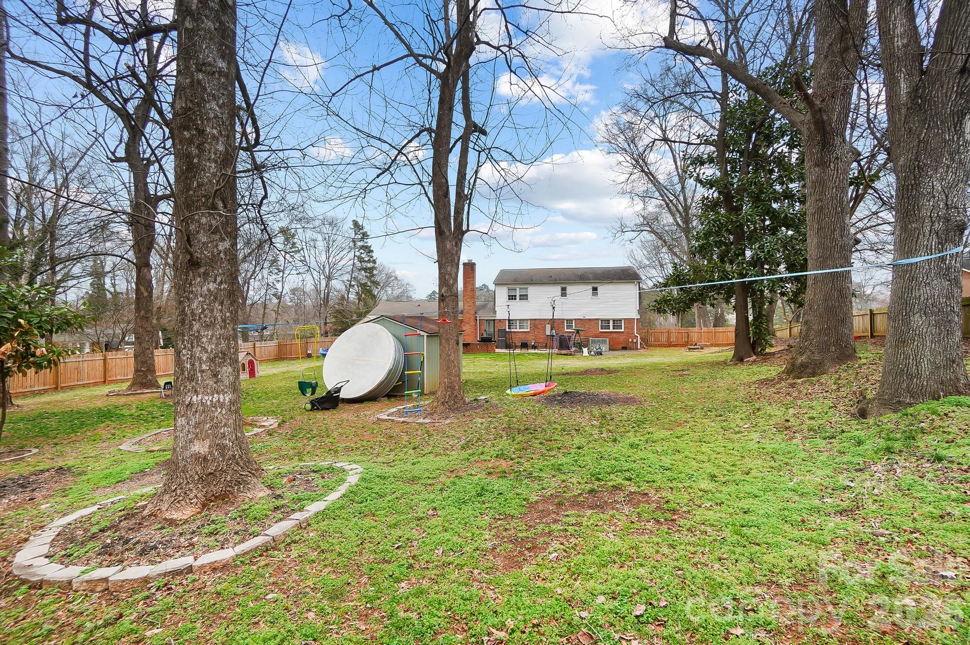 5637 Lebanon Road — Mint Hill