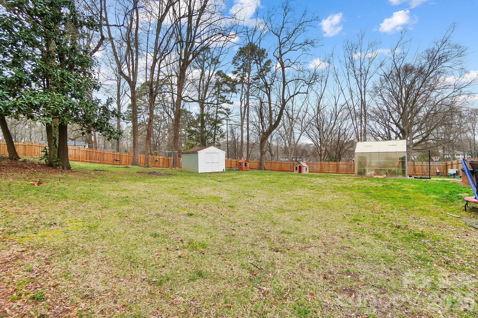 5637 Lebanon Road — Mint Hill