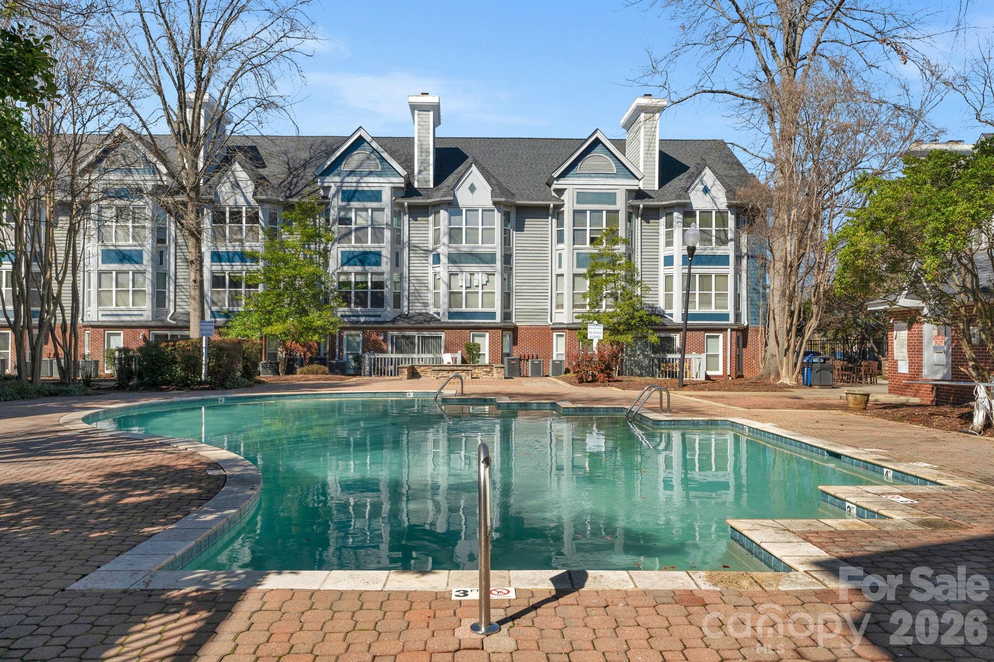 513 N Graham Street #2E — Charlotte