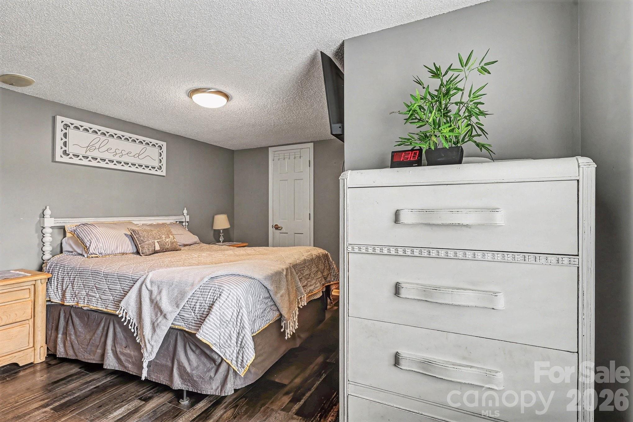 121 Grand View Drive #202/202A — New London