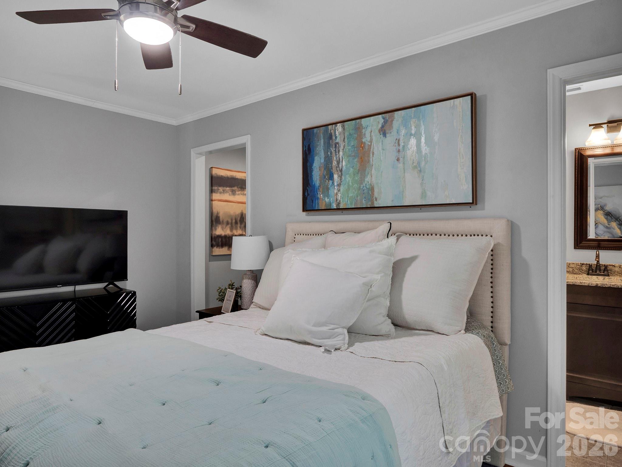 239 S Clarkson Street — Charlotte