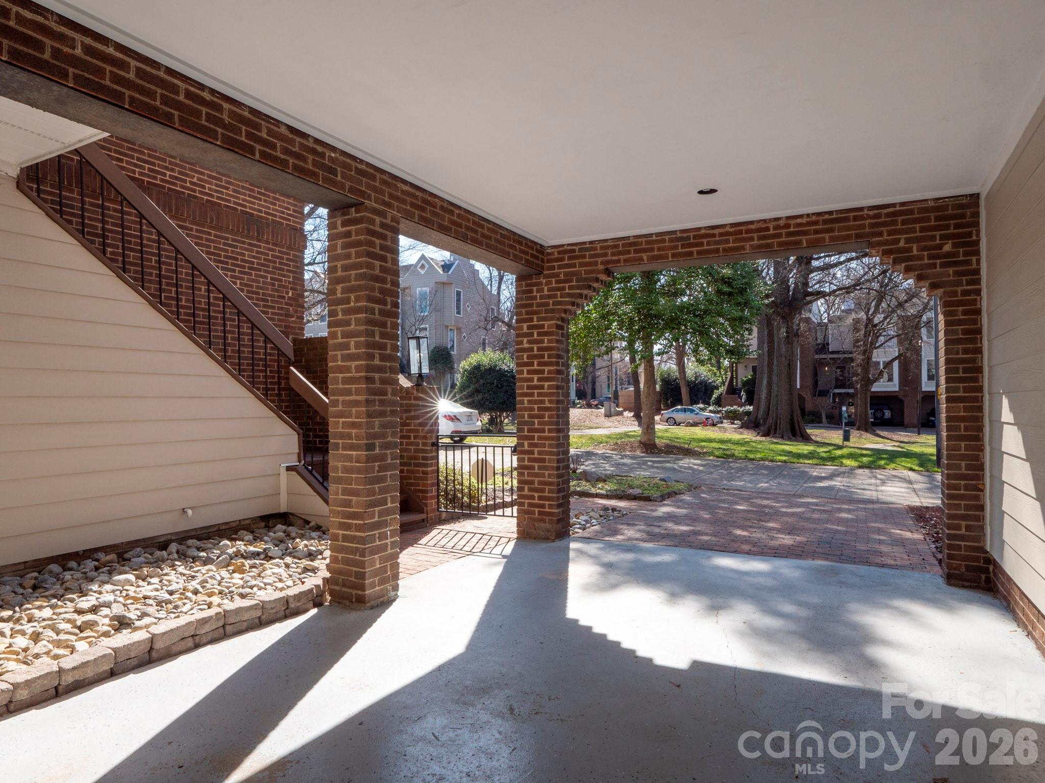 239 S Clarkson Street — Charlotte