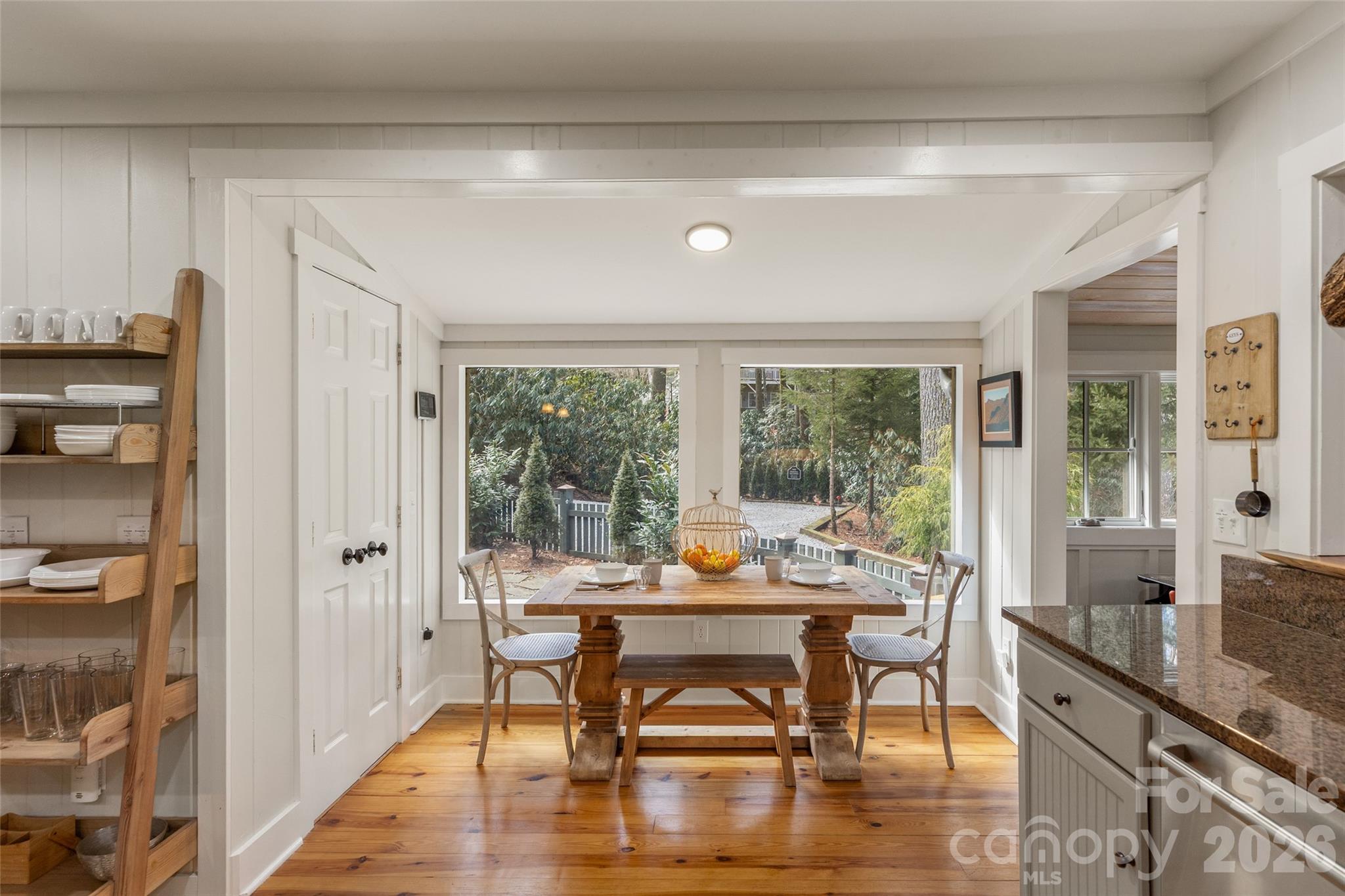 464 Franklin Road — Highlands