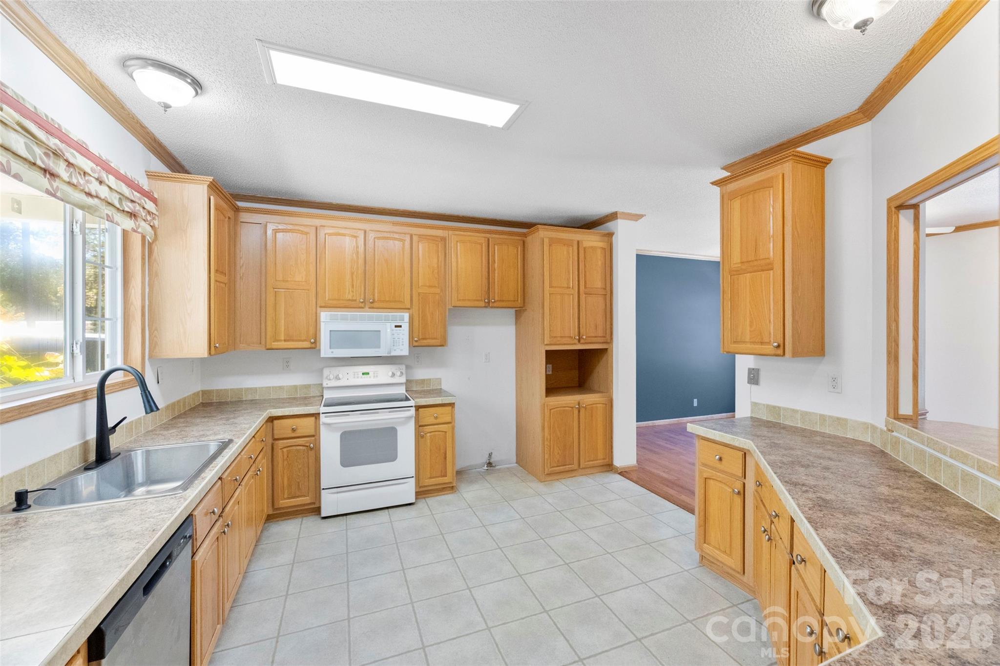 2411 Mission Road — York