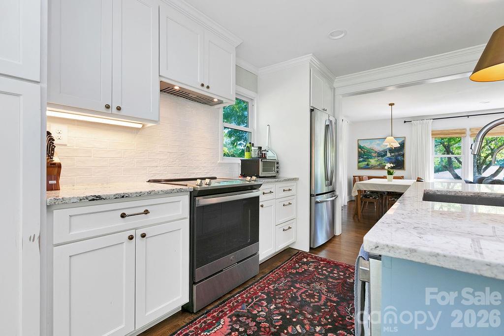 84 Far Hills Terrace — Brevard