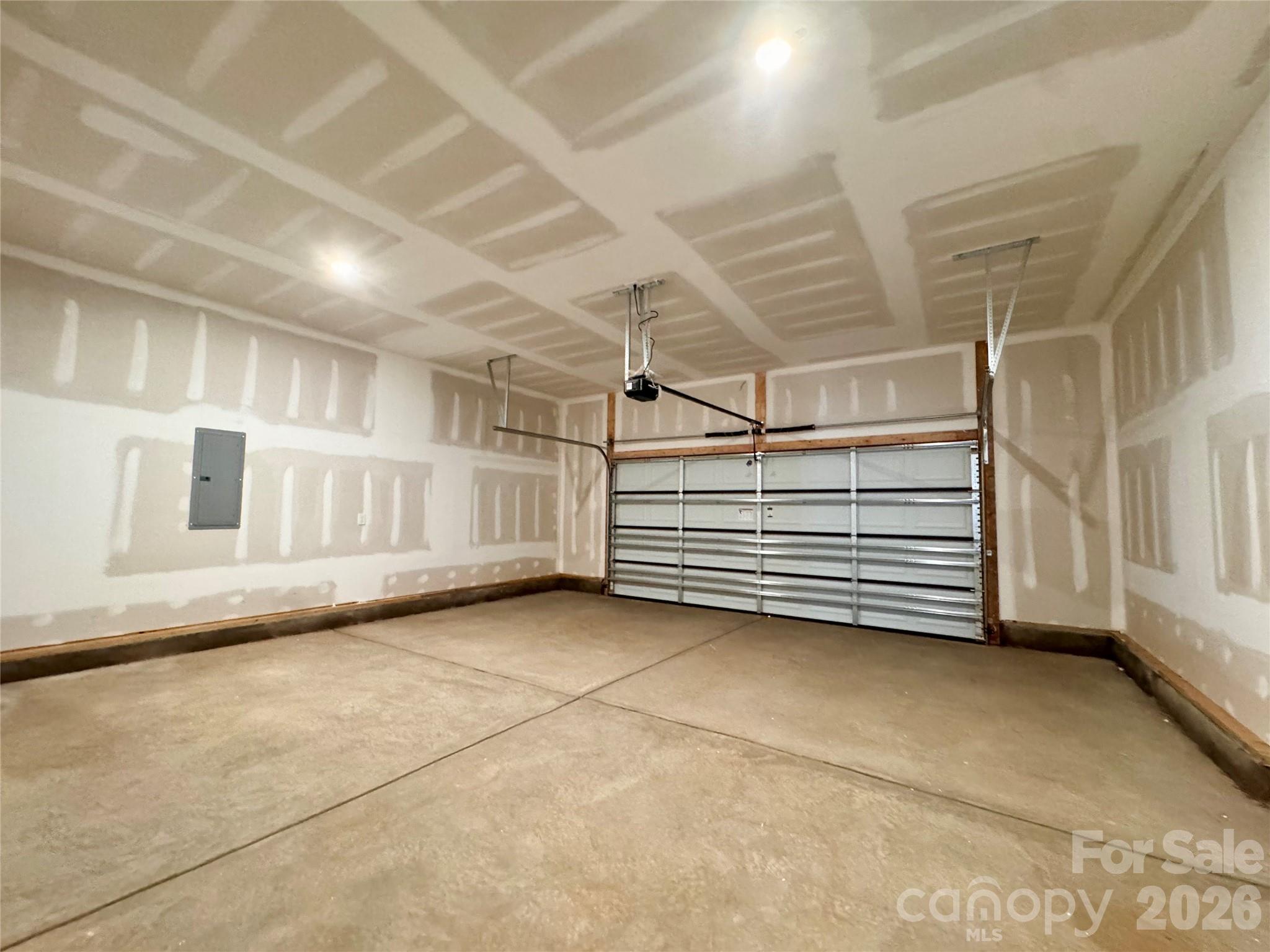 2426 Kimberly Avenue — Morganton