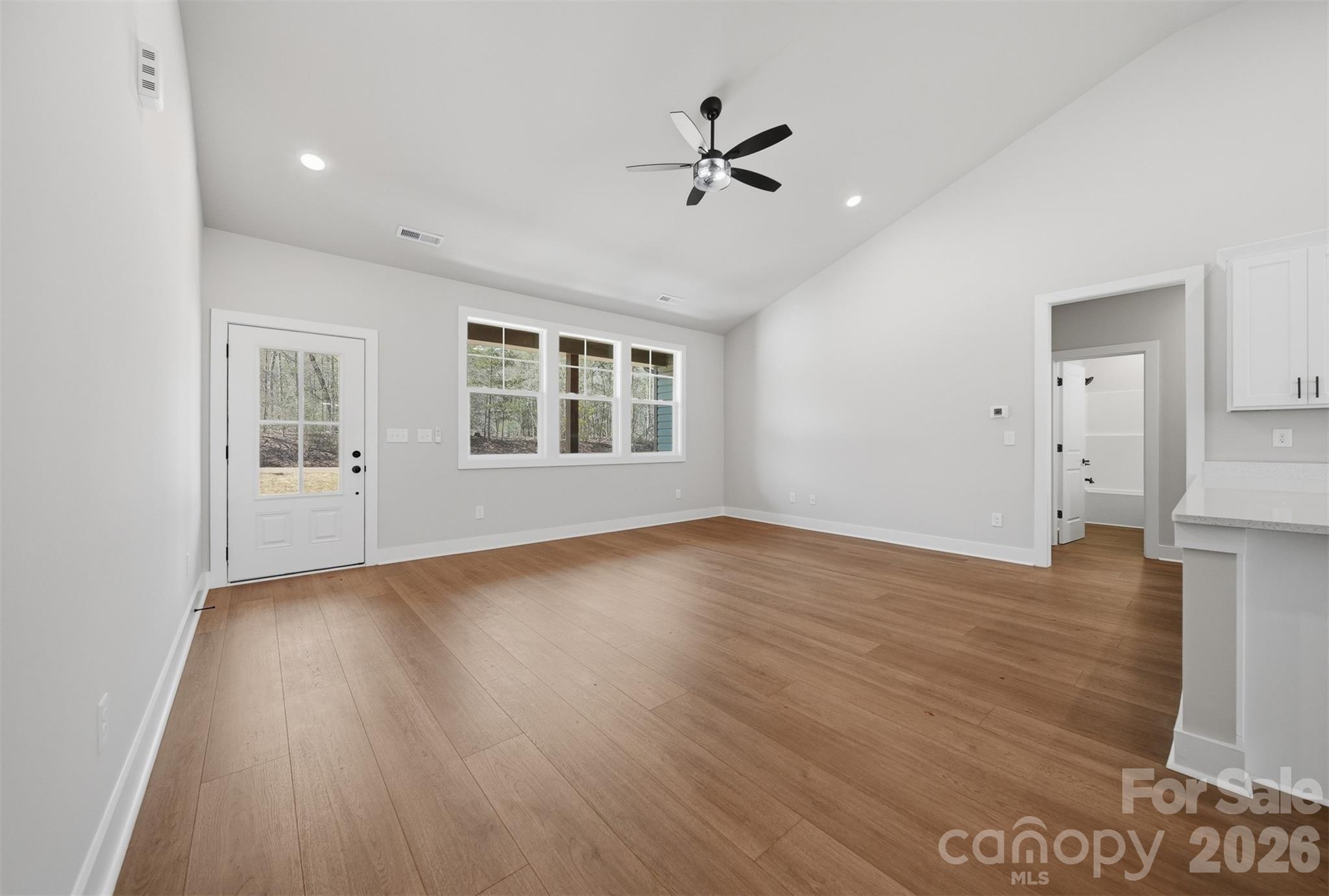 2426 Kimberly Avenue — Morganton