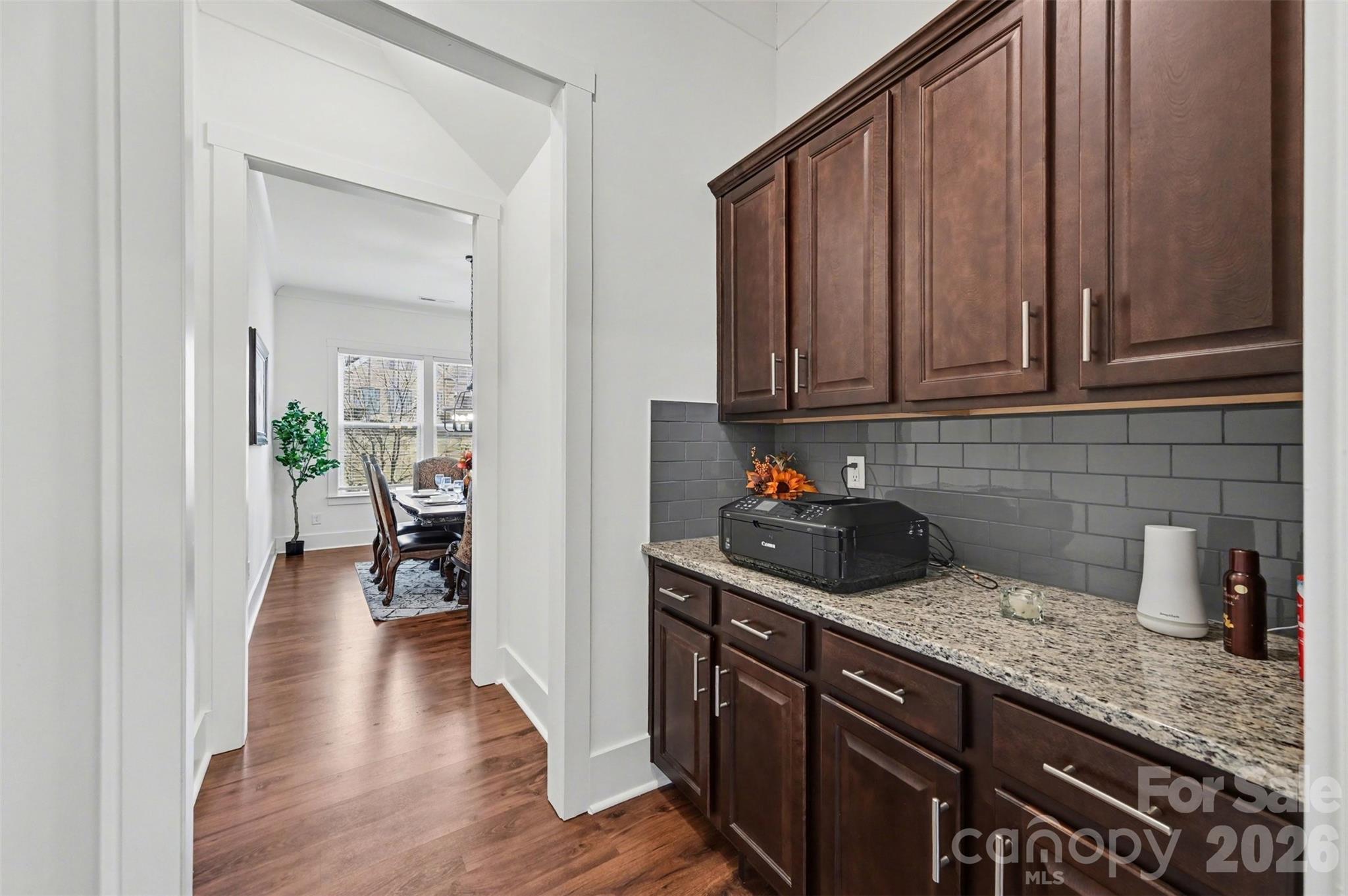 1310 Bershire Lane — Charlotte