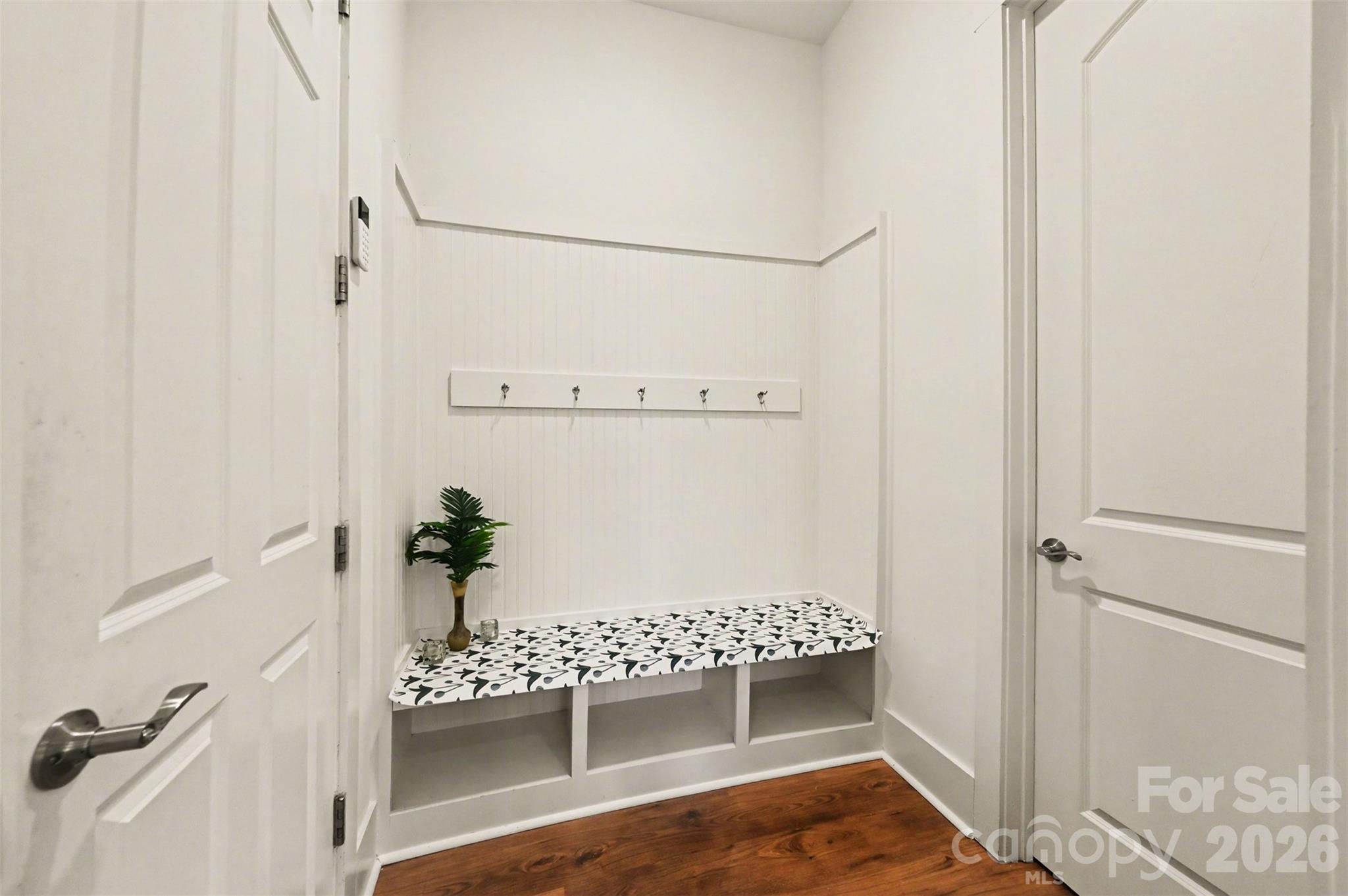 1310 Bershire Lane — Charlotte