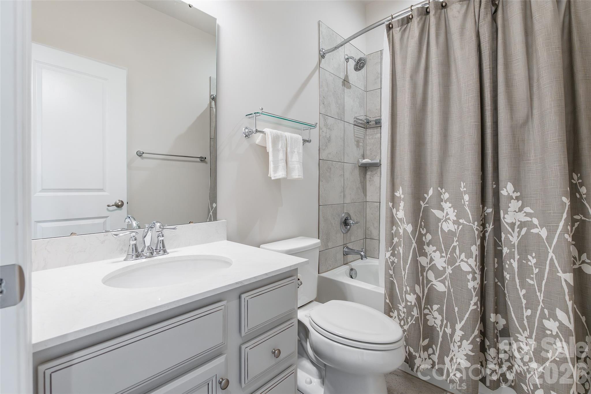 411 Lahinch Drive — Tega Cay