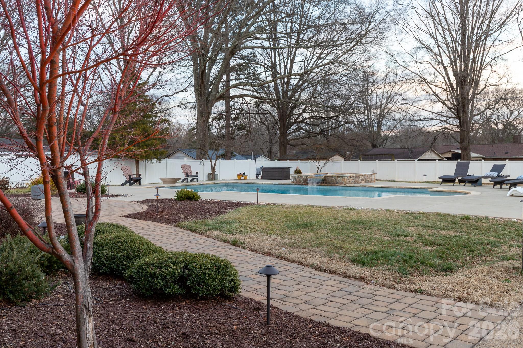 813 W Mountain Street — Kings Mountain