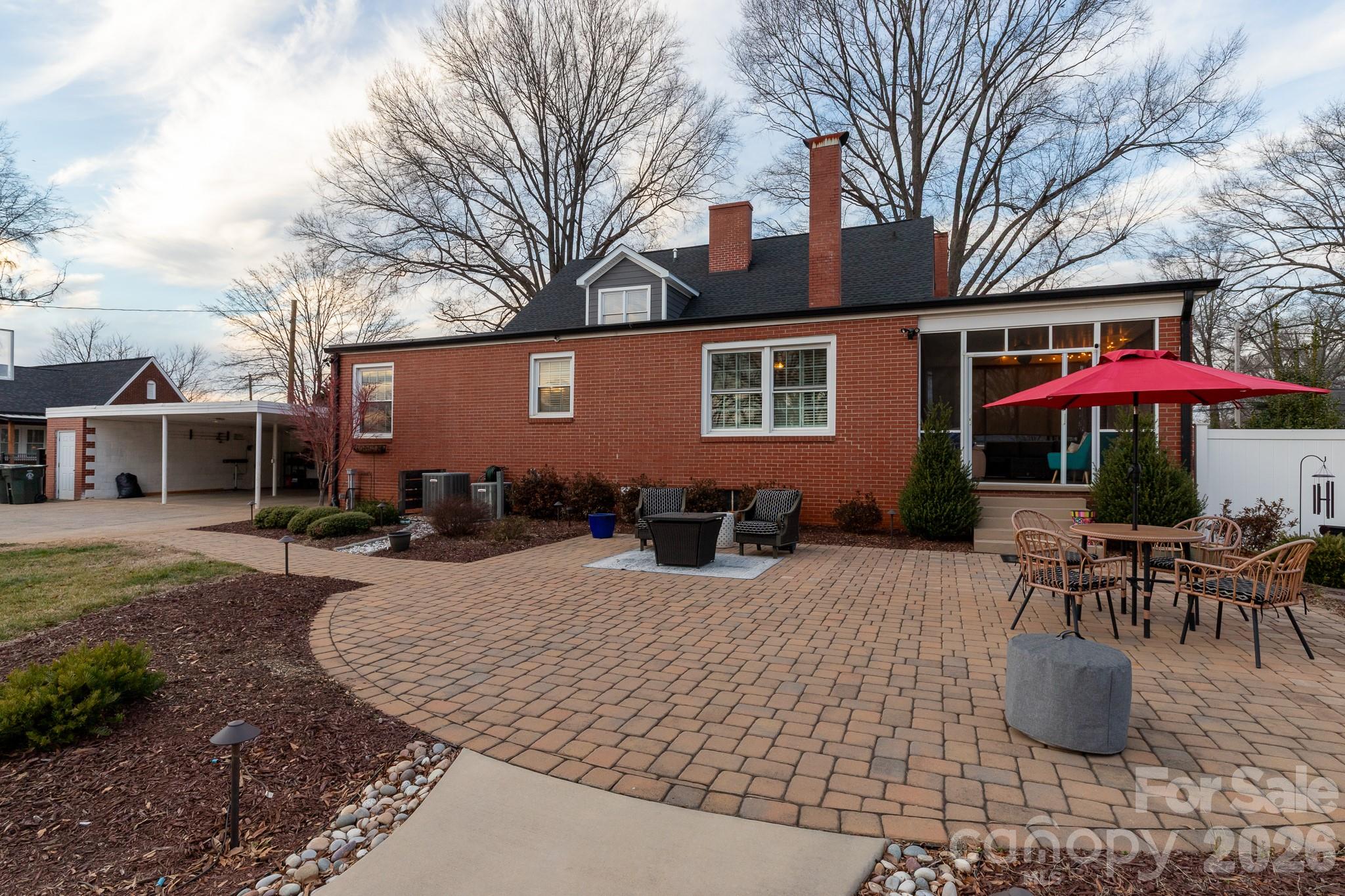 813 W Mountain Street — Kings Mountain